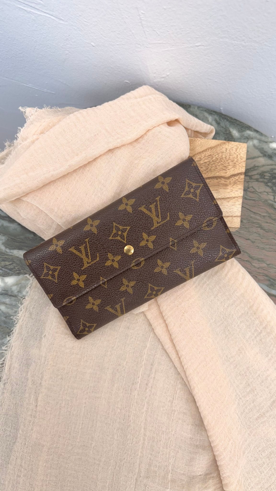 Louis Vuitton Monogram International Wallet 