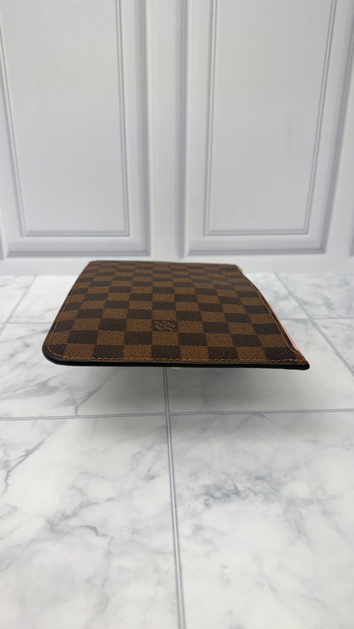 BRAND NEW - Louis Vuitton Damier Ebene Wristlet Pouch 