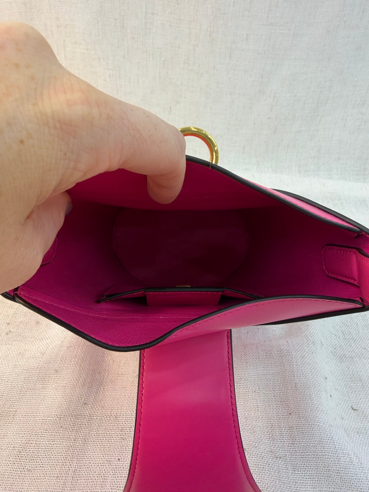 Salvatore Ferragamo Pink Leather Trifolio Small Bucket Bag