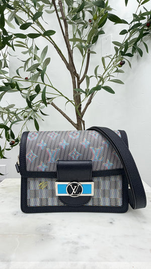 LIKE NEW - Louis Vuitton Monogram LV Pop Mini Crossbody