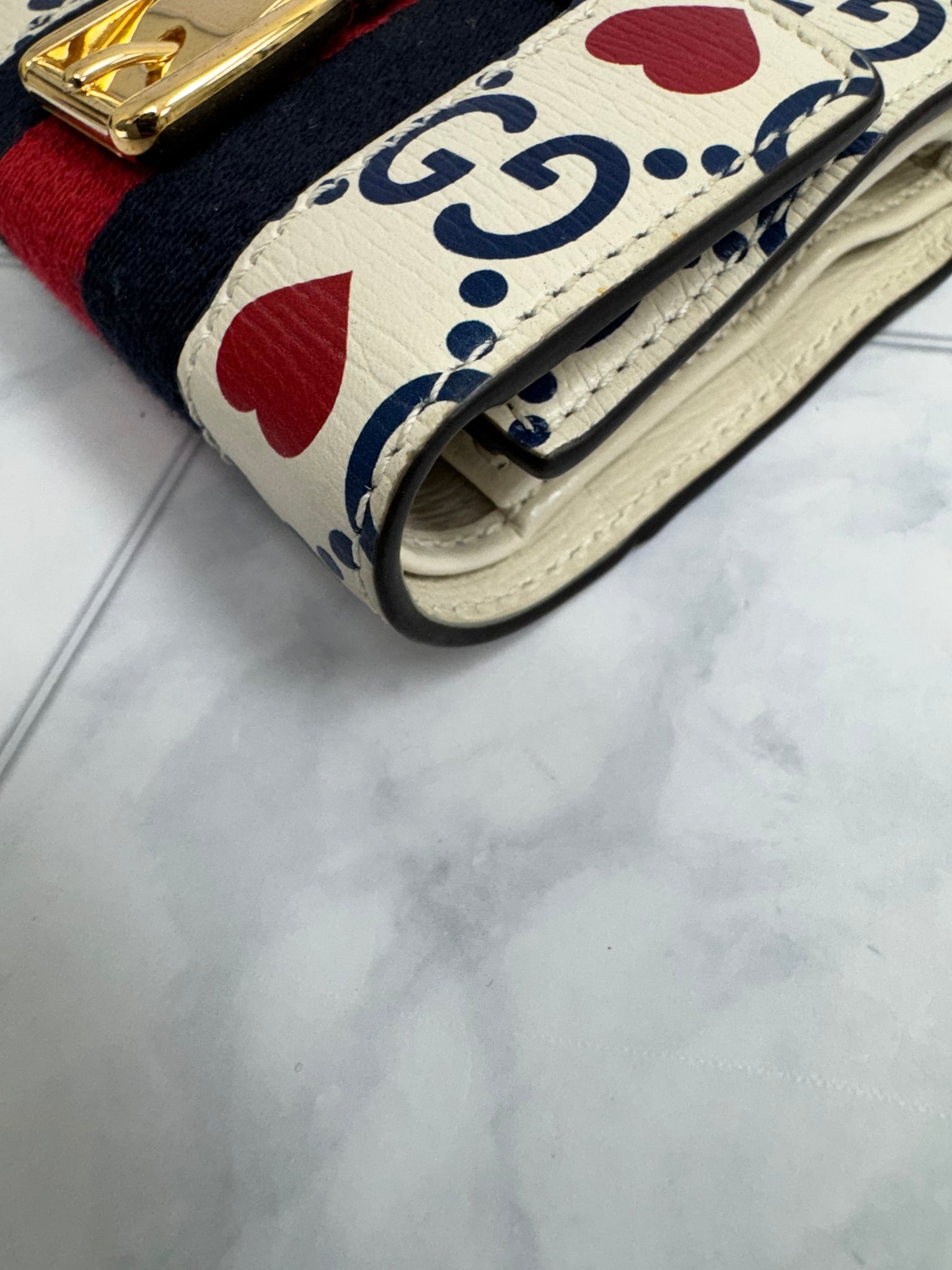 Gucci Beige Leather And Web Limited Edition Valentines Sylvie Crossbody And Compact Wallet Set