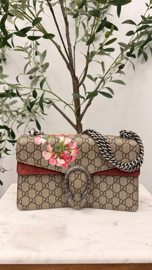 Gucci GG Supreme Blooms Dionysus Small Shoulder Bag