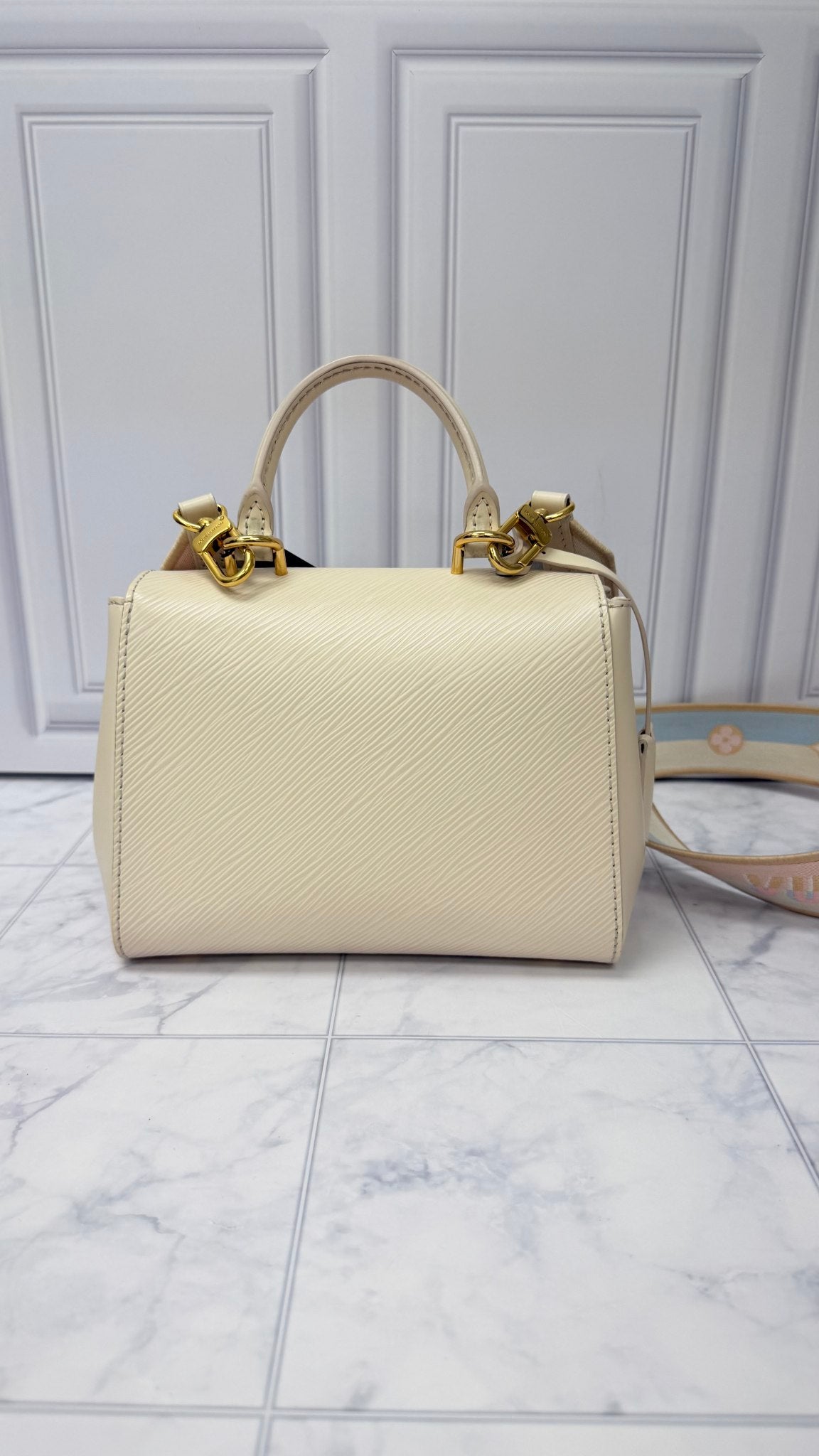 Louis Vuitton Cream Epi Leather Cluny Mini Handbag 