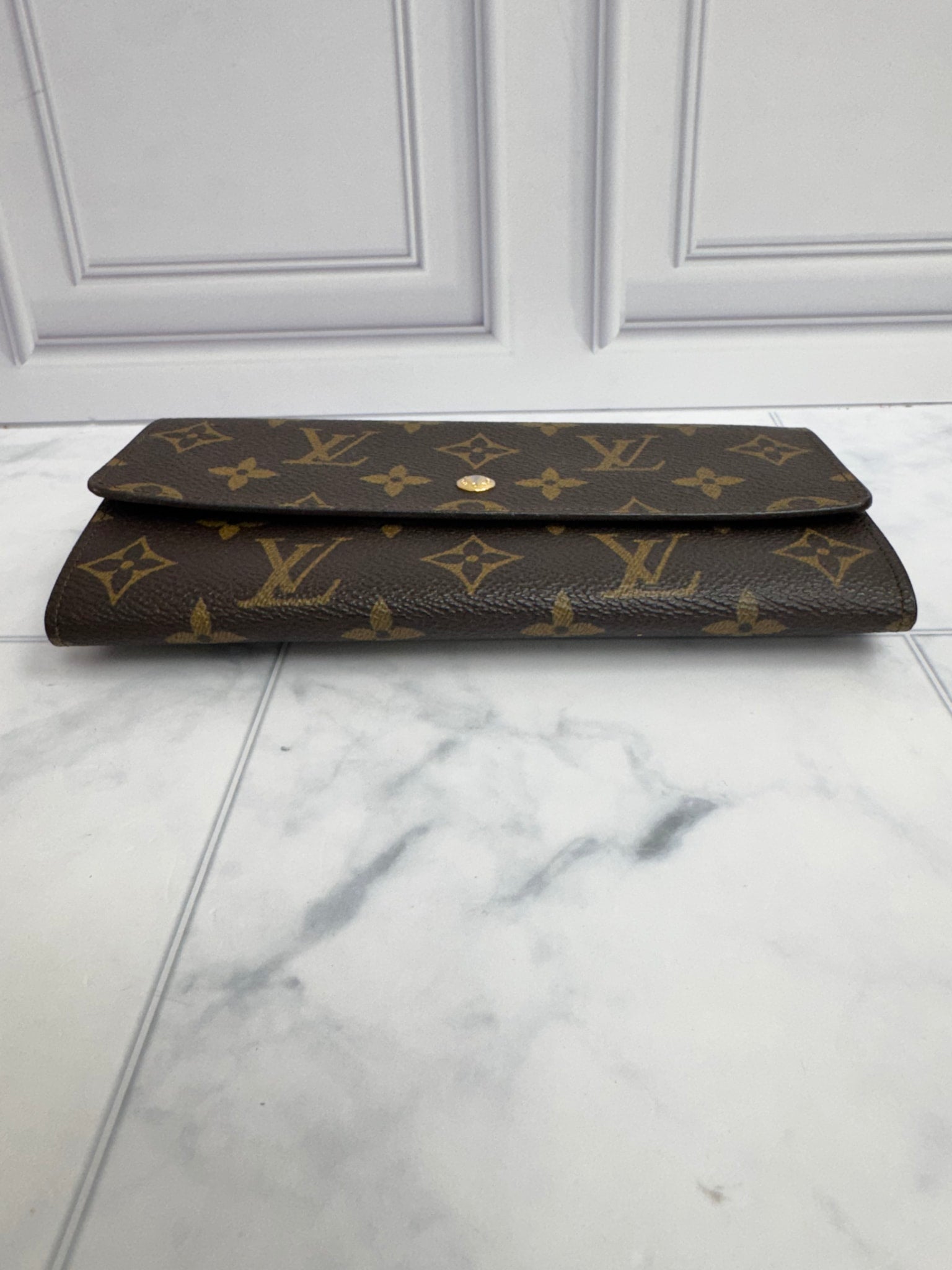 Louis Vuitton Monogram Sarah Wallet