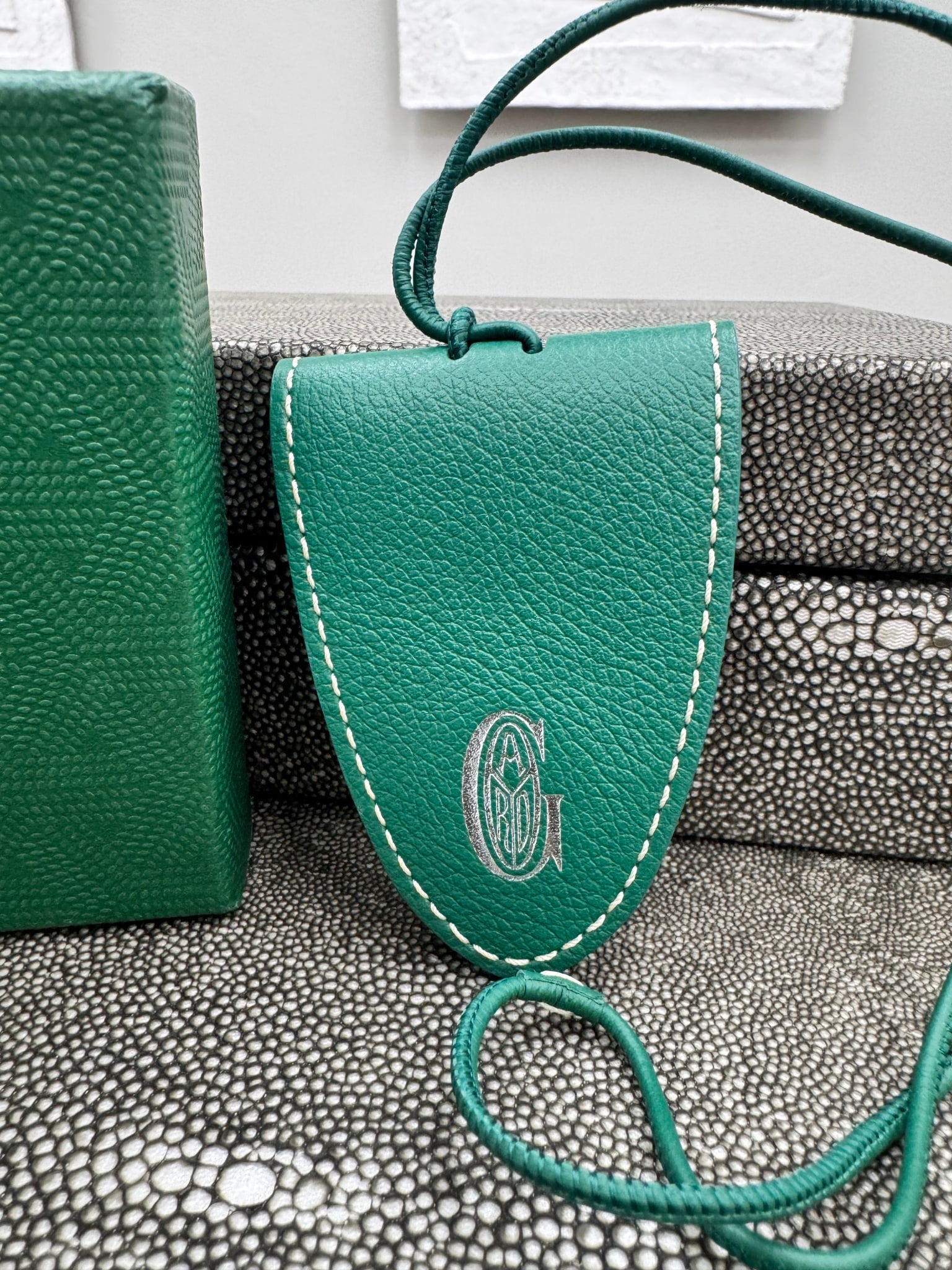  LIKE NEW - Goyard Green Leather Croc Universel Bag Clip Charm