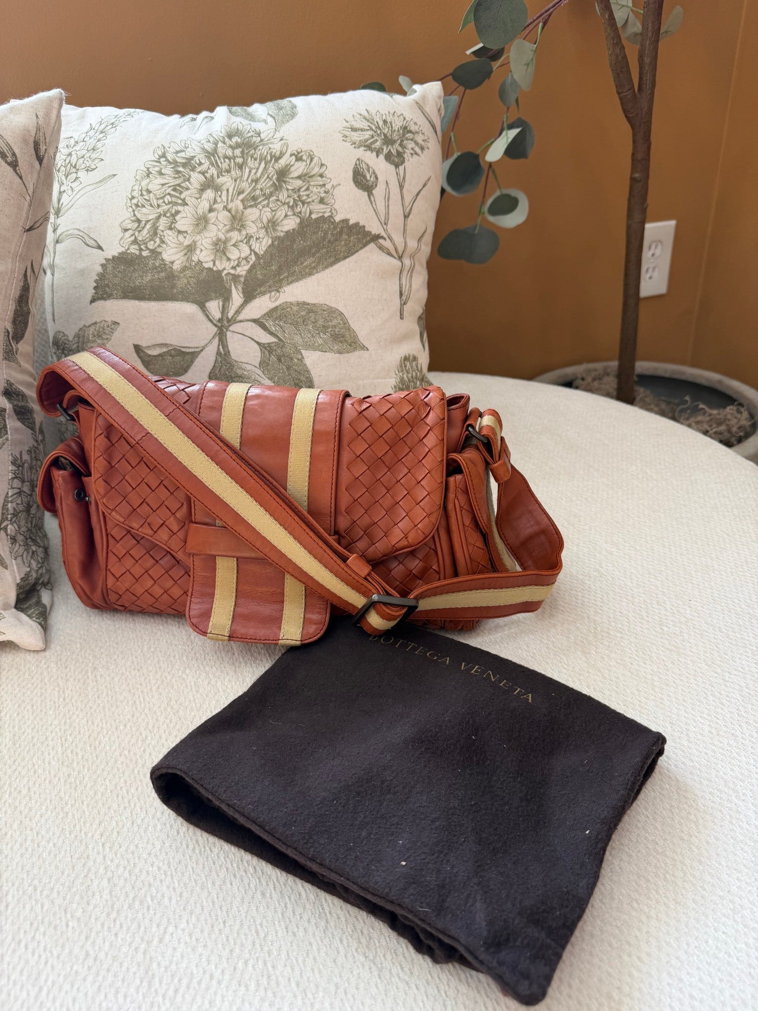 Bottega Veneta Rust Orange Intrecciato Leather Shoulder Bag 