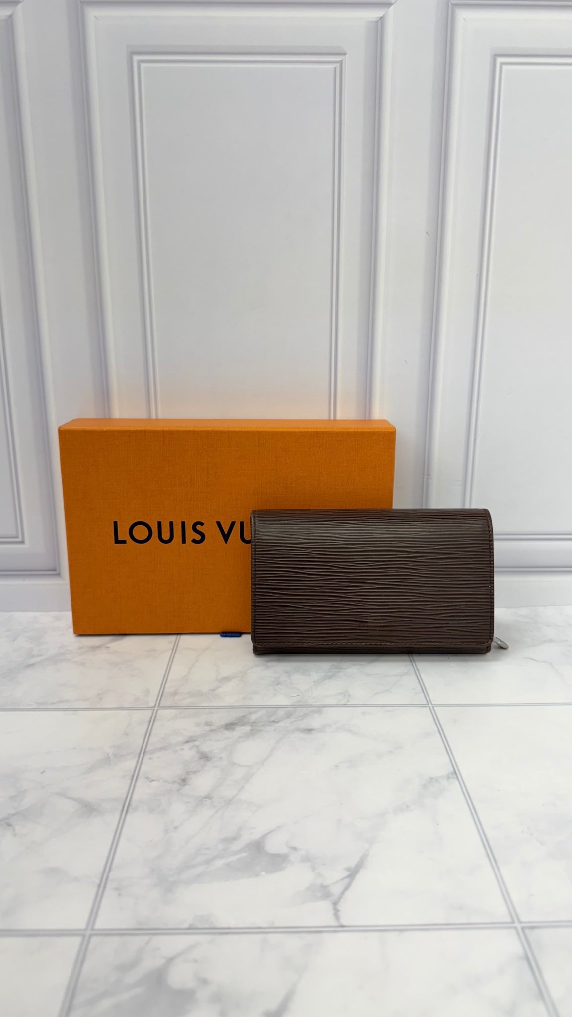 Louis Vuitton Brown Epi Leather Porte Monnaie Wallet 