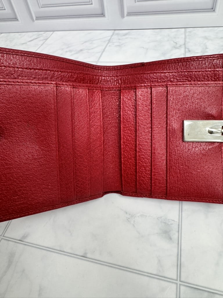 Gucci Red Grained Leather Compact Wallet