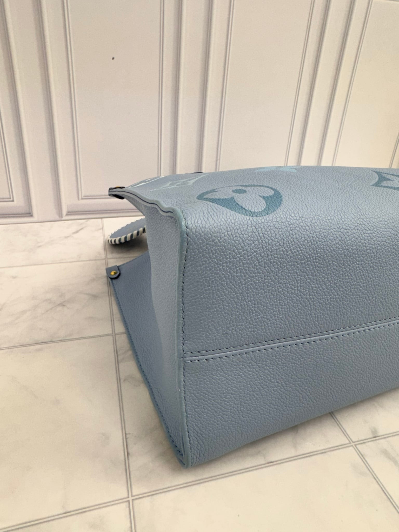 LIKE NEW - Louis Vuitton Blue Empreinte Monogram Giant By The Pool On The Go Tote Bag MM