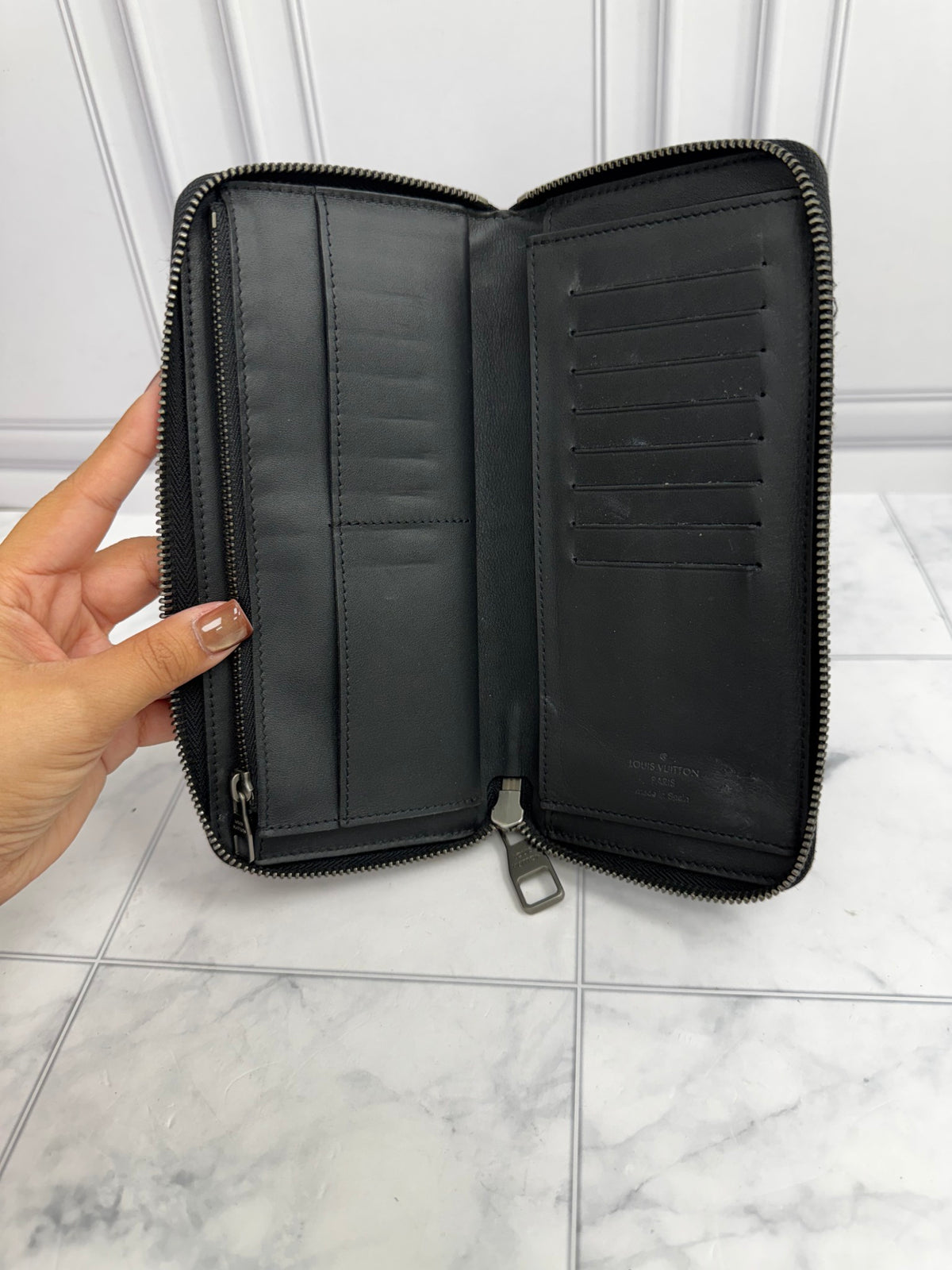 Louis Vuitton Black Damier Infini Zippy Wallet 