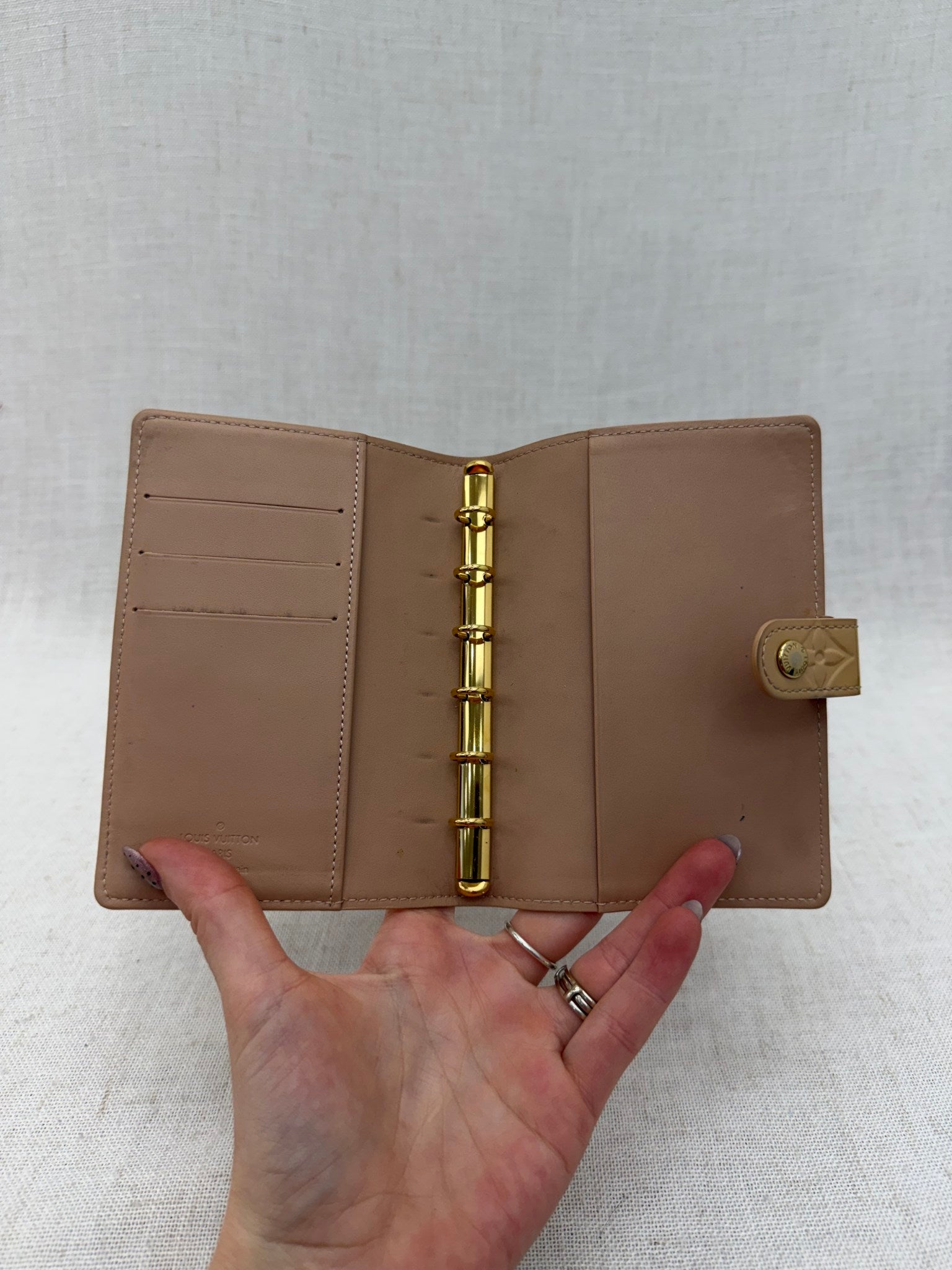 Louis Vuitton Beige Vernis Passport Agenda PM