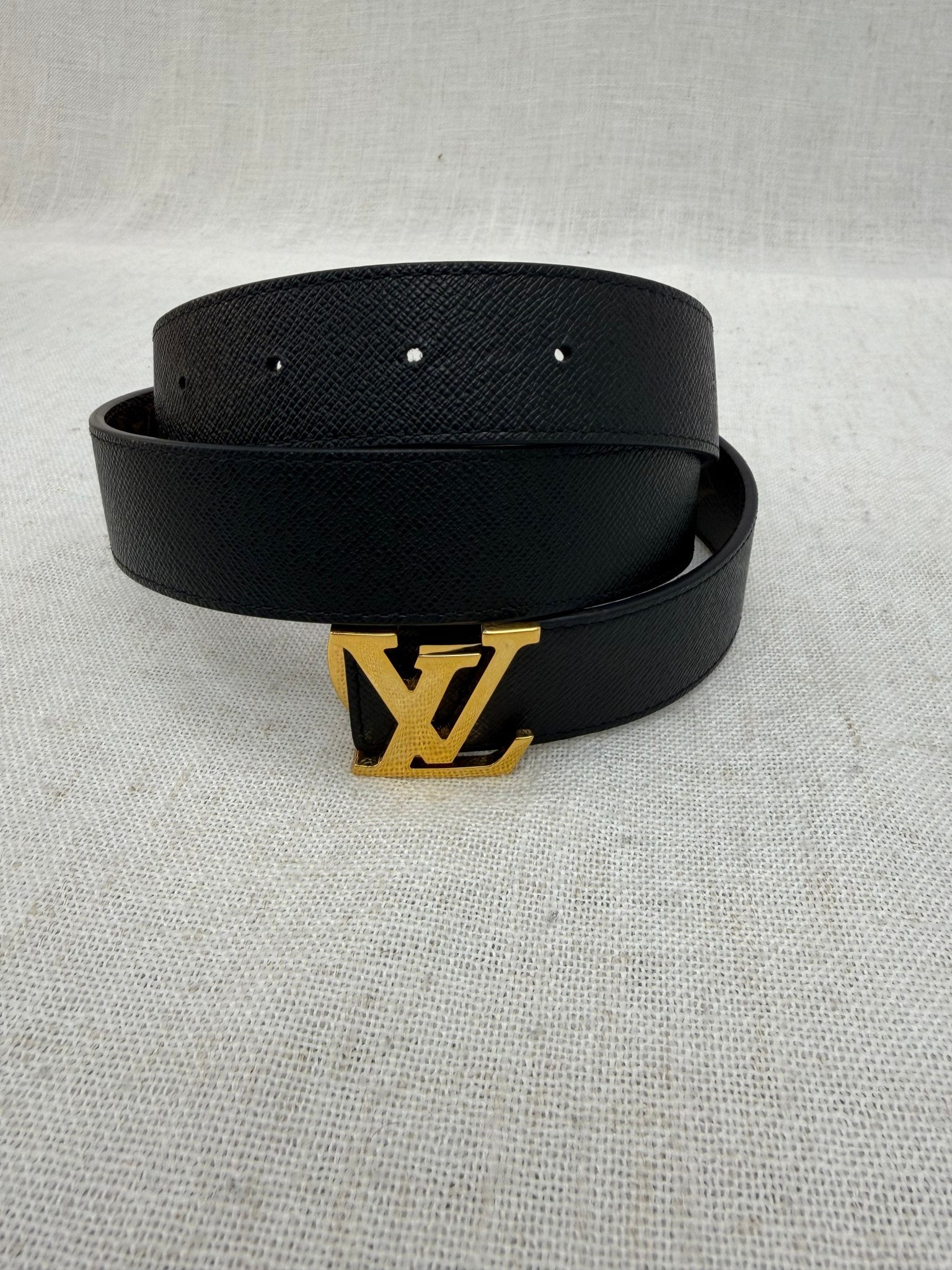 Louis Vuitton Monogram & Black Leather LV Initiales Reversible Belt Size 80/32
