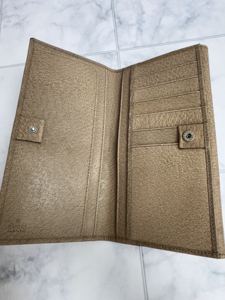 LIKE NEW - Gucci Beige Canvas And Leather Long Wallet
