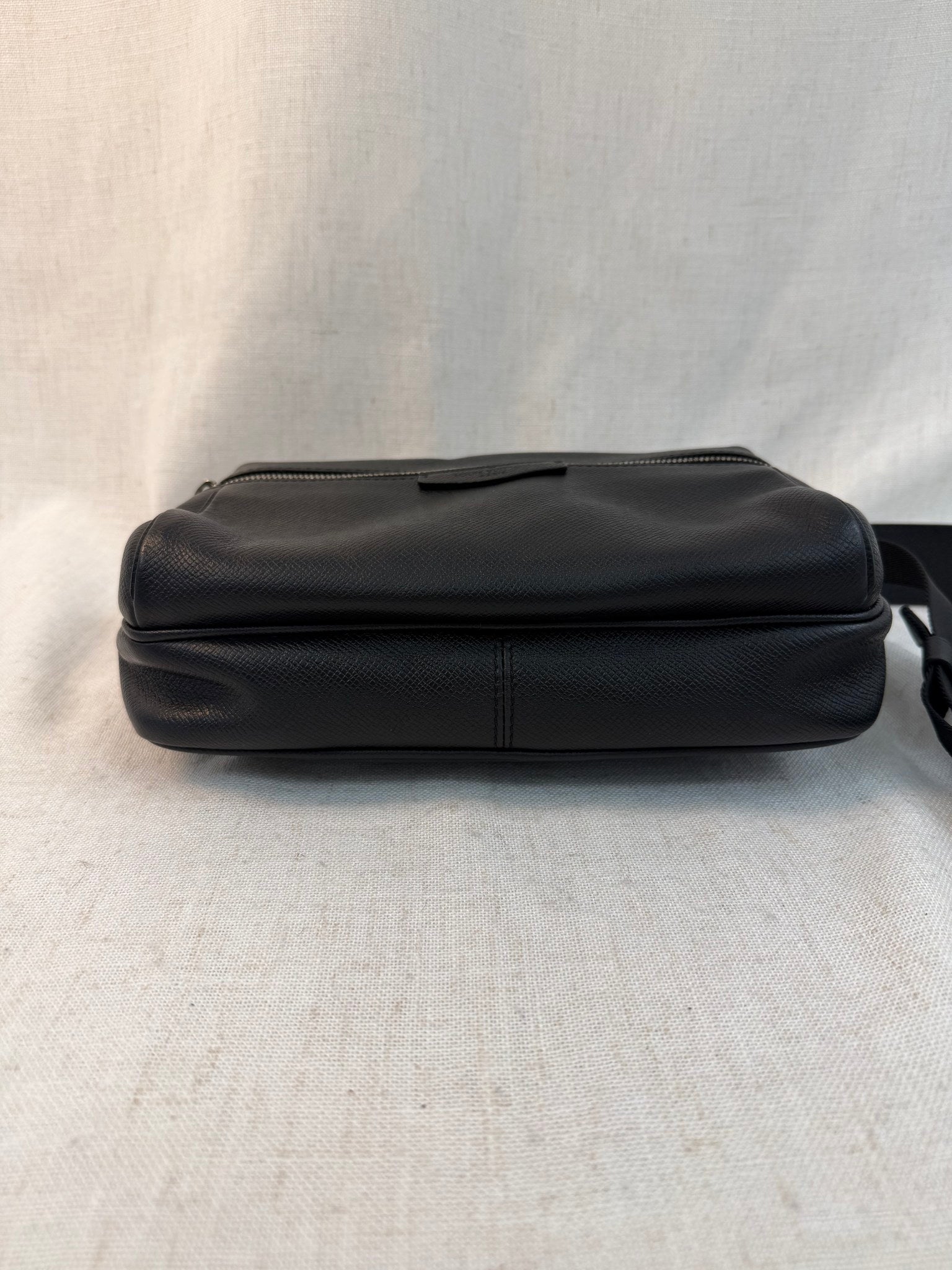 Louis Vuitton Black Leather Outdoor Messenger Bag 