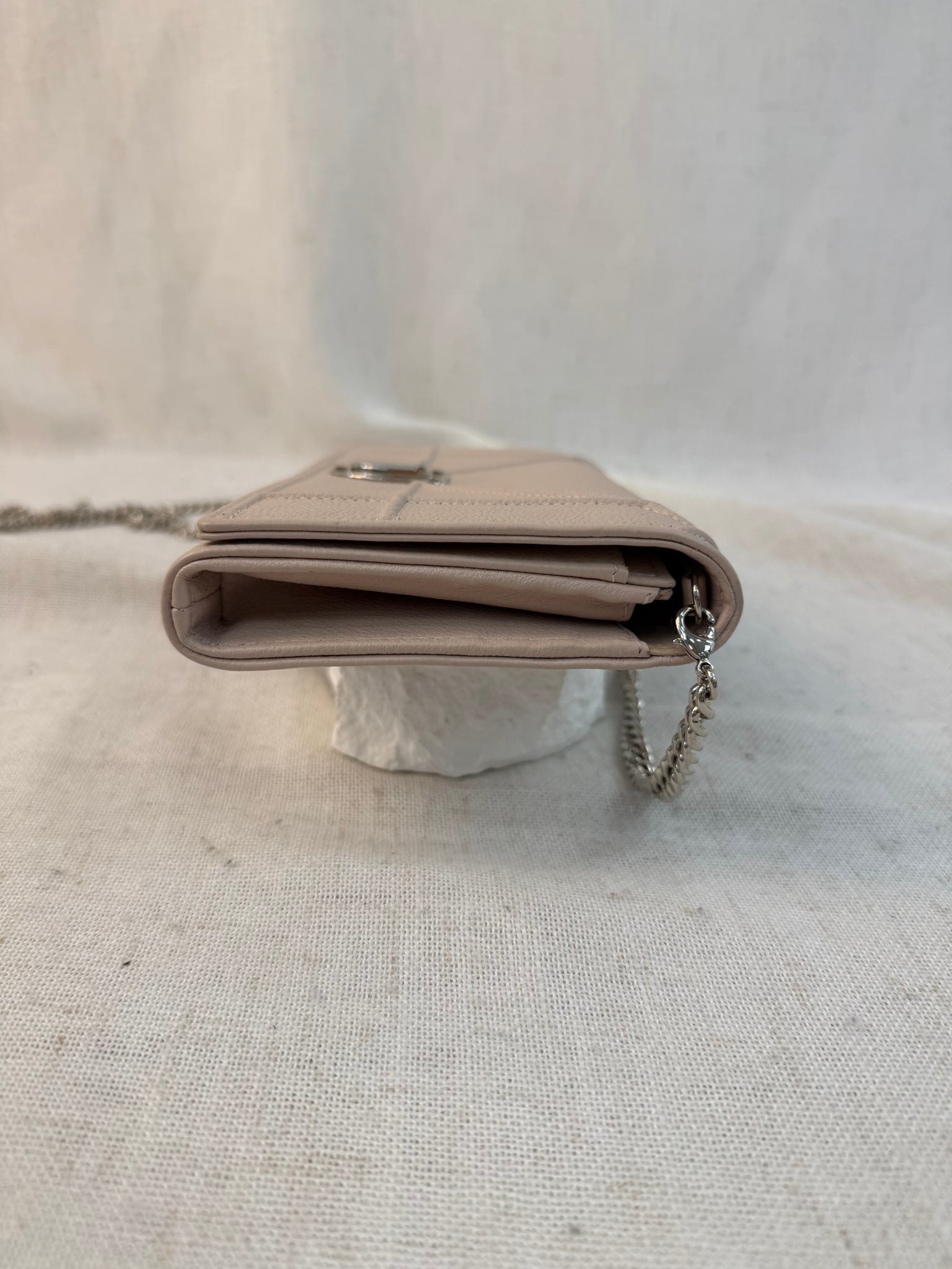 Christian Dior Light Pink Leather Diorama Wallet On Chain 