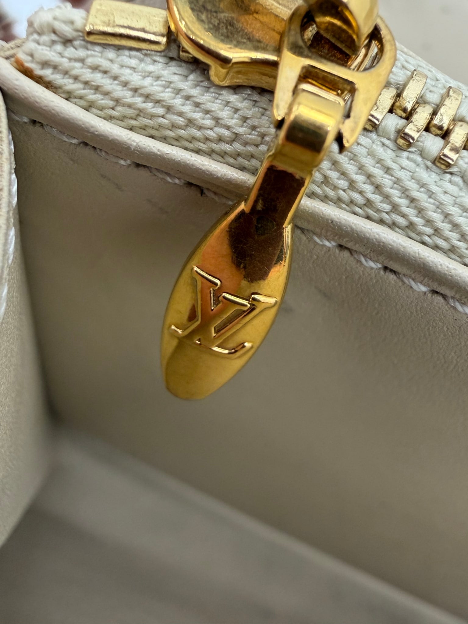 Louis Vuitton Yellow Vernis Sarah Wallet