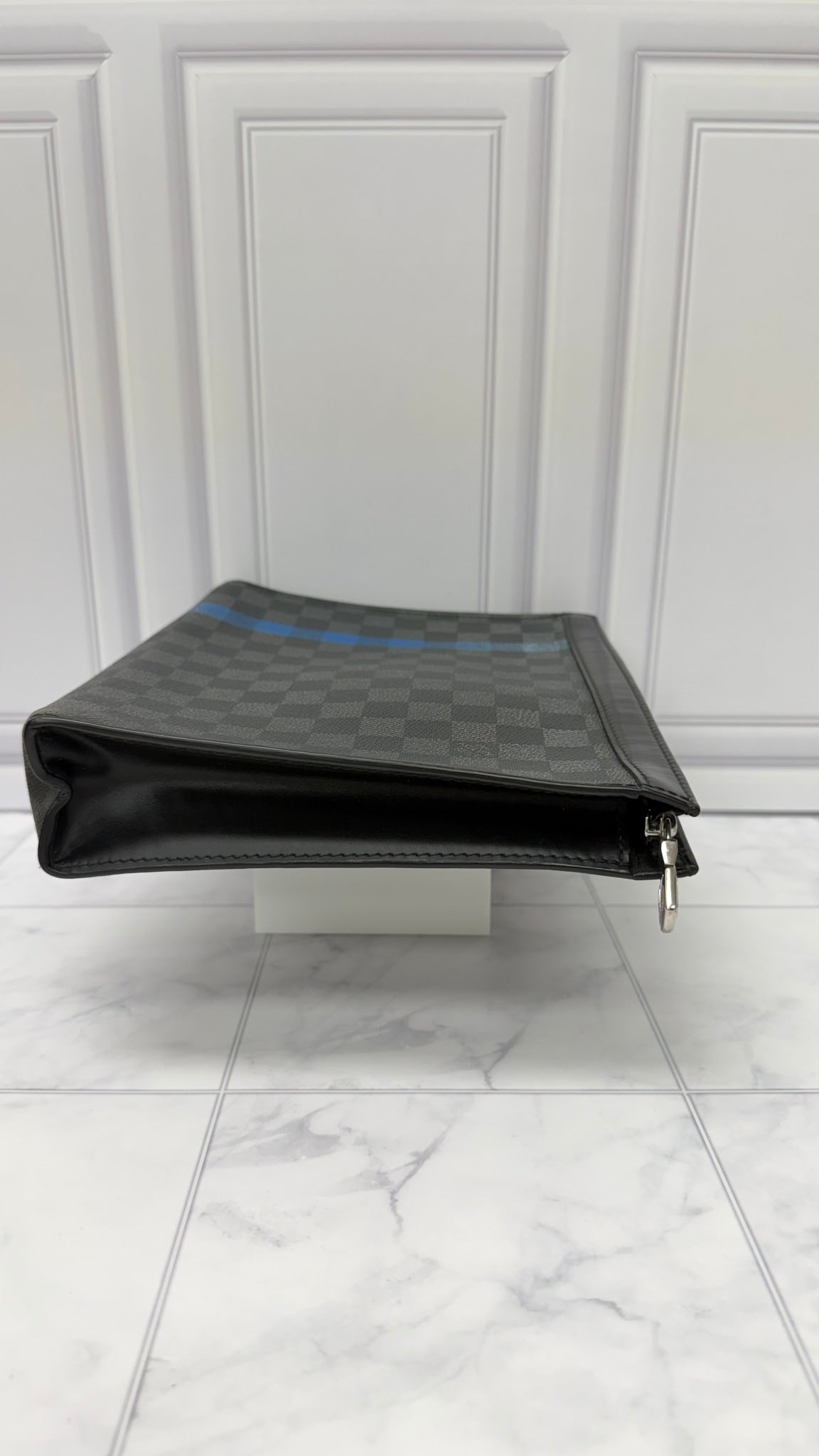 Louis Vuitton Damier Graphite Pochette Voyage MM Pouch