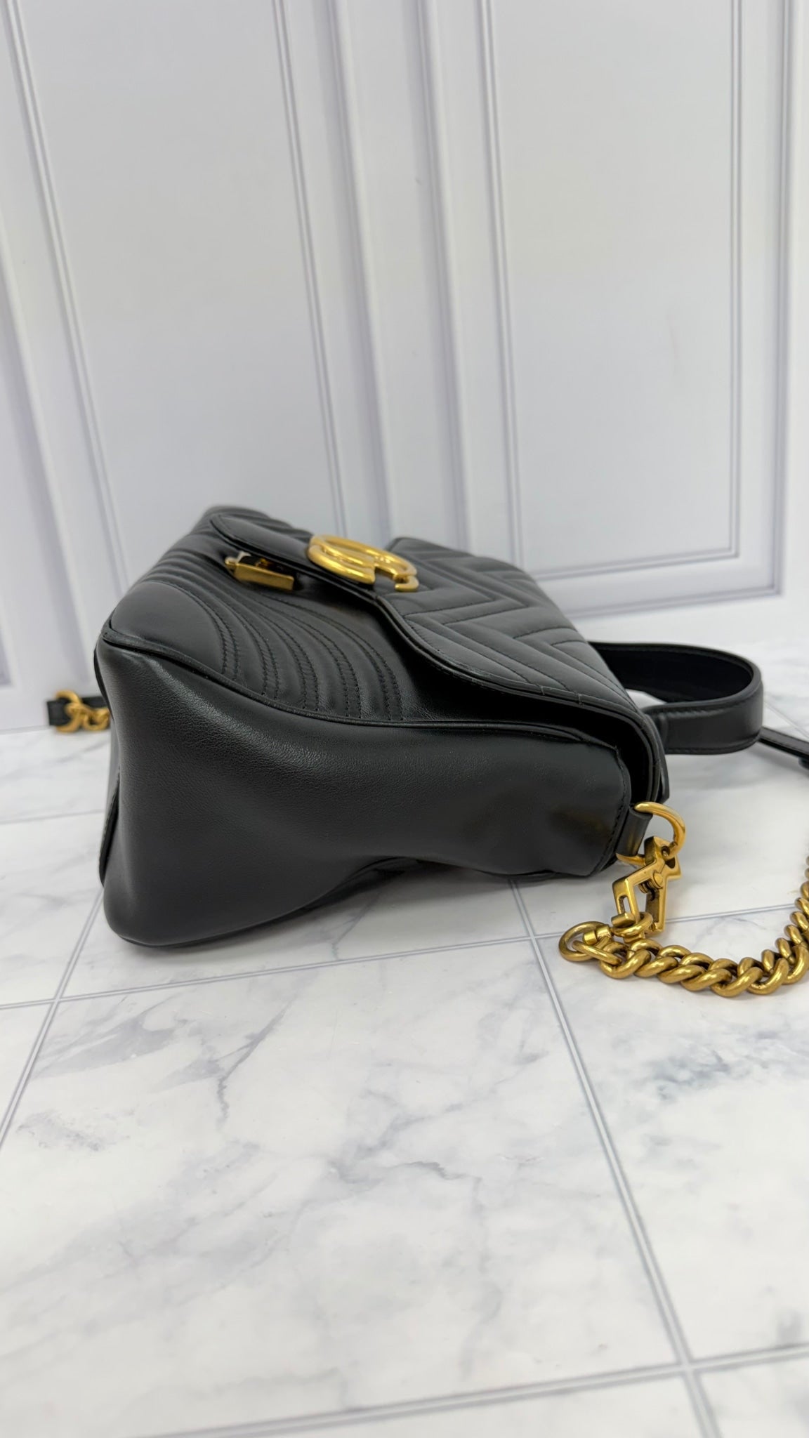 Gucci Black Leather GG Marmont Top Handle 2Way Bag 