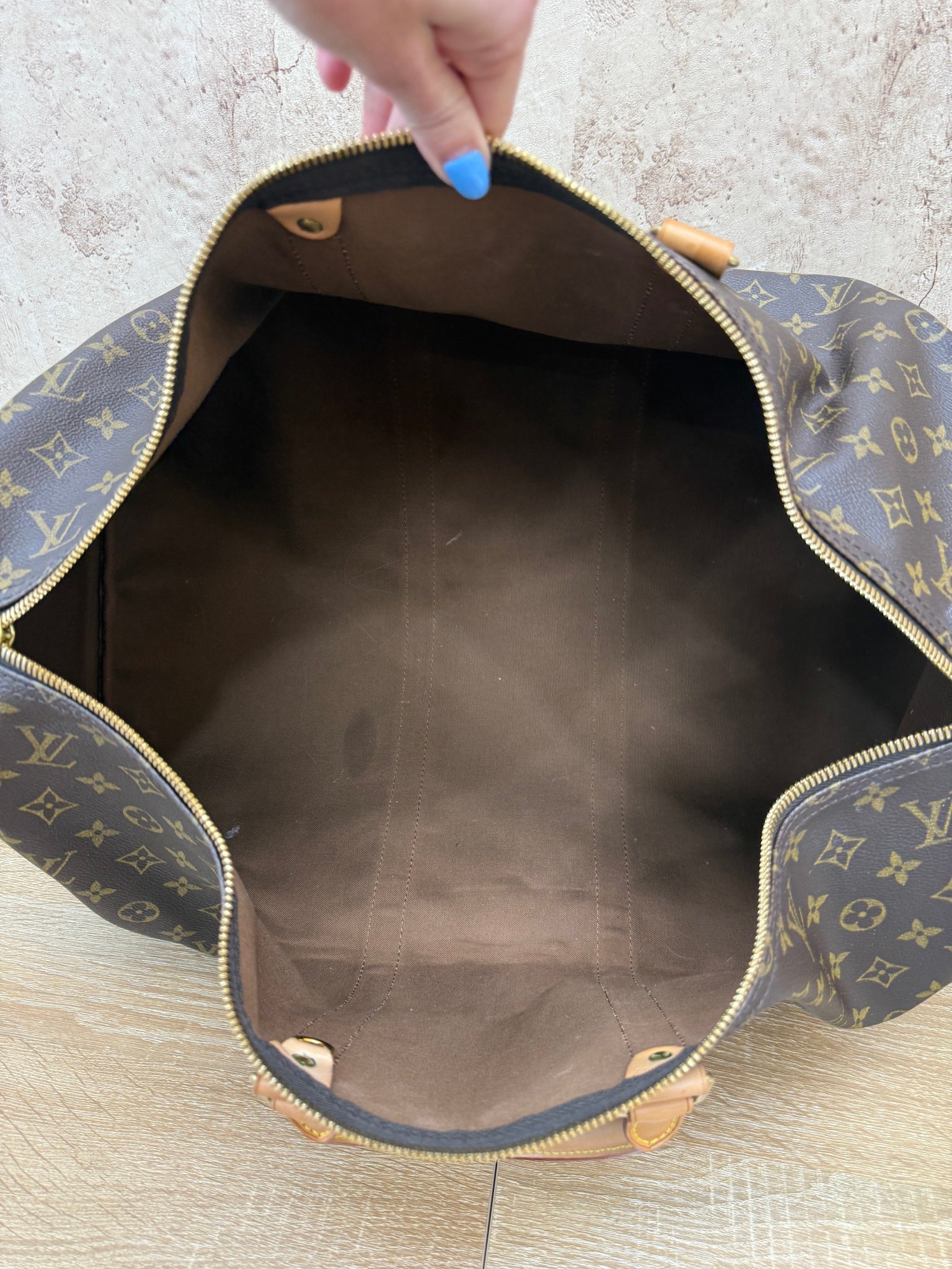 https://res.cloudinary.com/dyql5hig8/image/upload/v1757444474/uh5rzjqfqviljngyutga.jpg