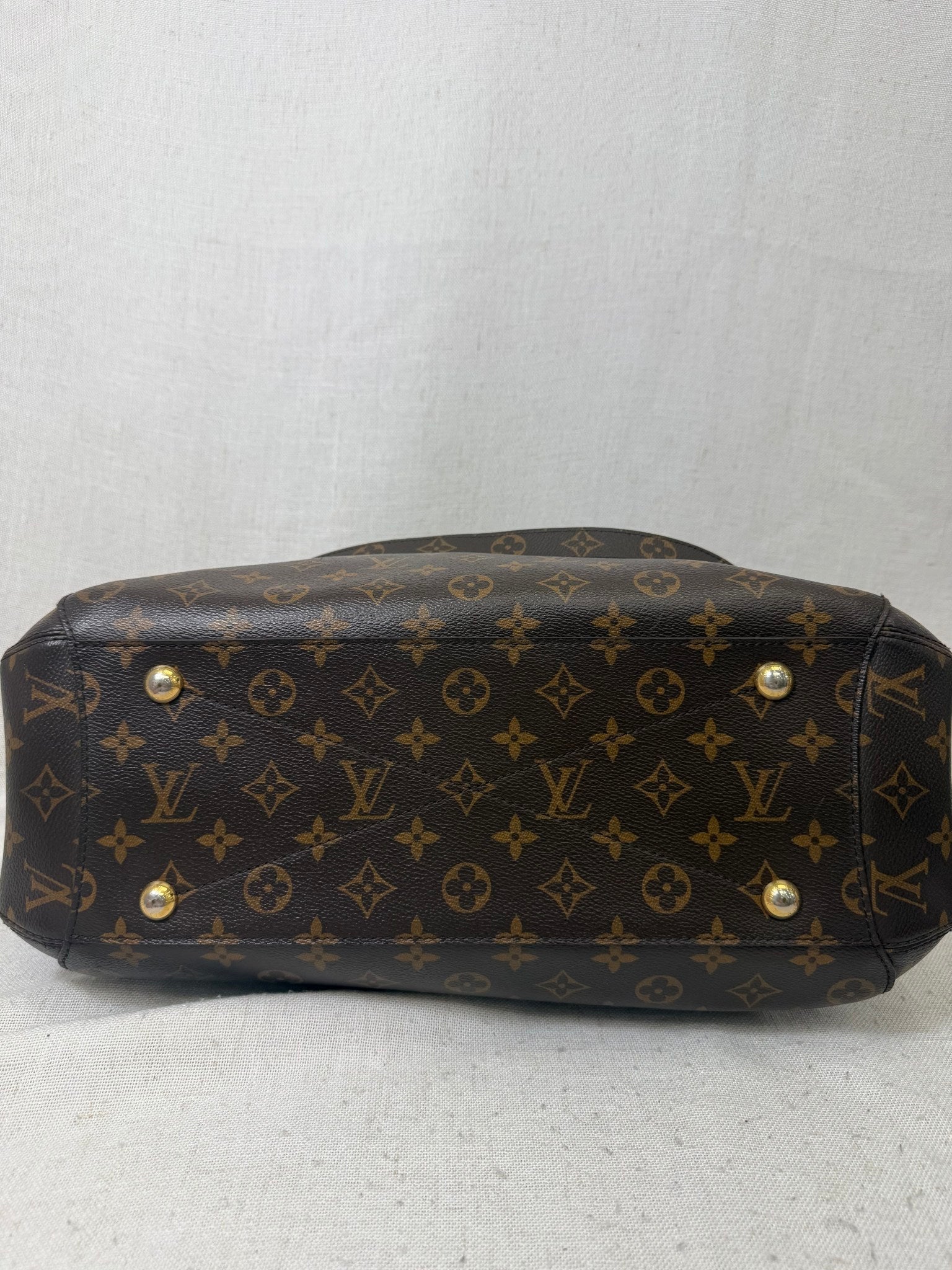 Louis Vuitton Monogram Montaigne GM  Bag