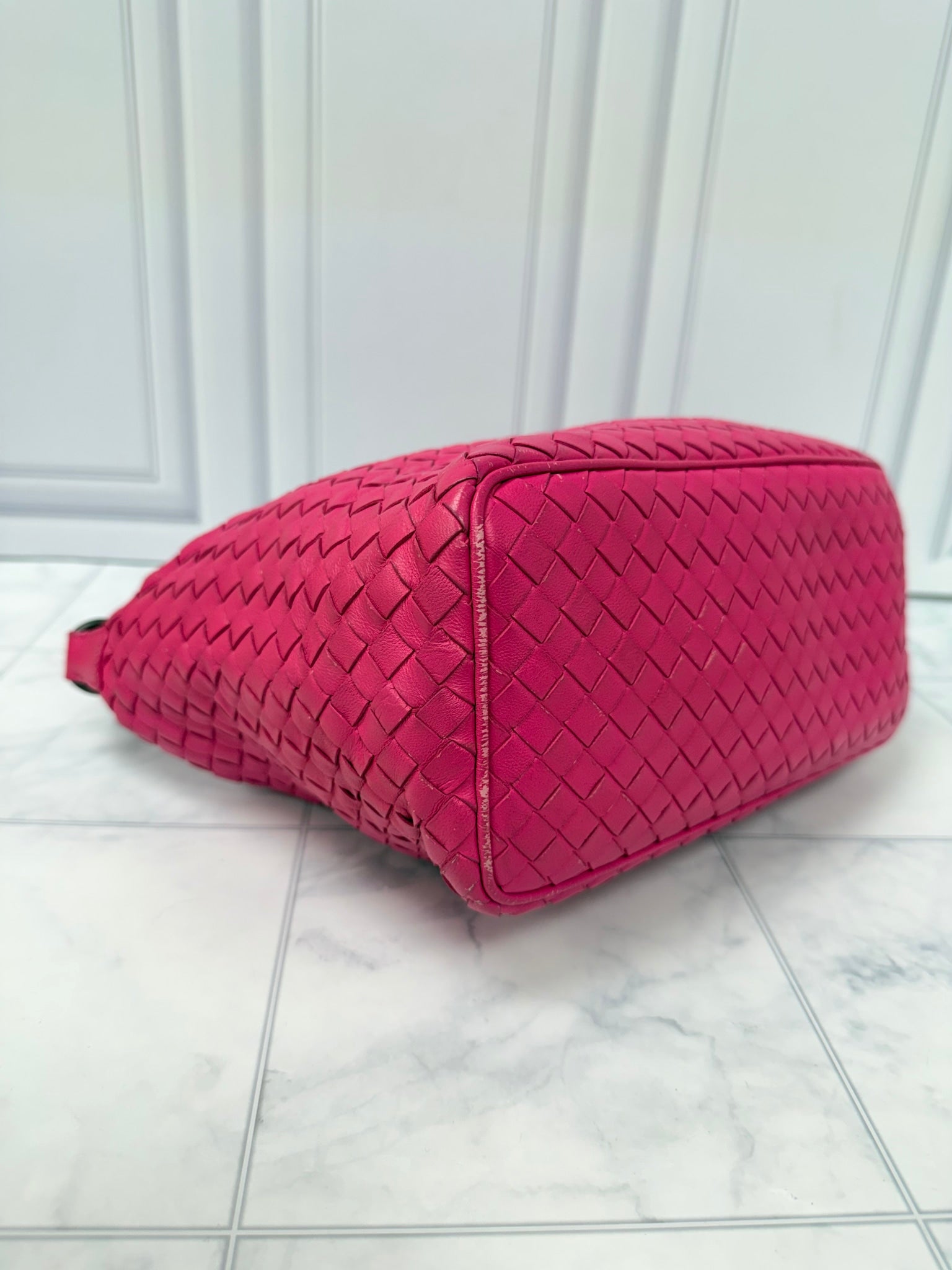 Bottega Veneta Pink Intrecciato Leather Shoulder Bag 