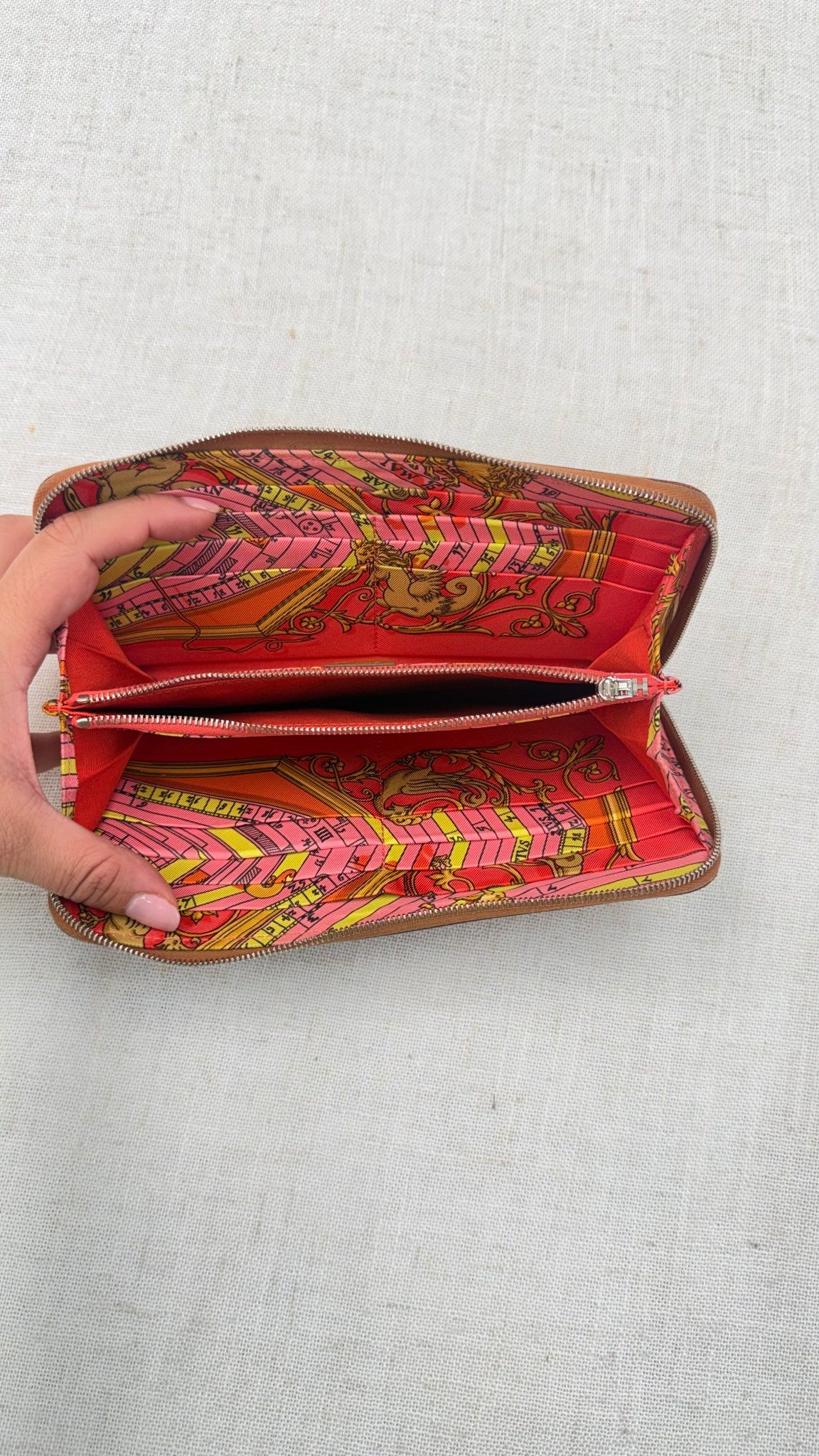 Hermes Brown Epsom Leather Silk'in Classique Zippy Wallet 