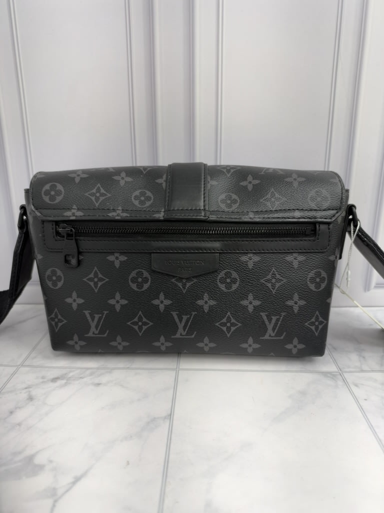 Louis Vuitton Monogram Eclipse S Cape Messenger Bag
