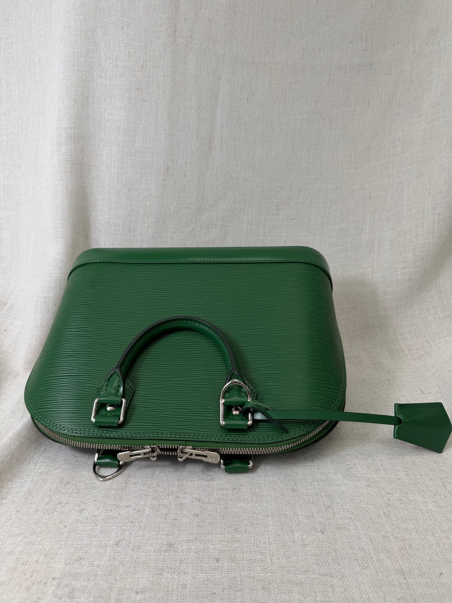 LIKE NEW - Louis Vuitton Green Epi Leather Alma PM Handbag 