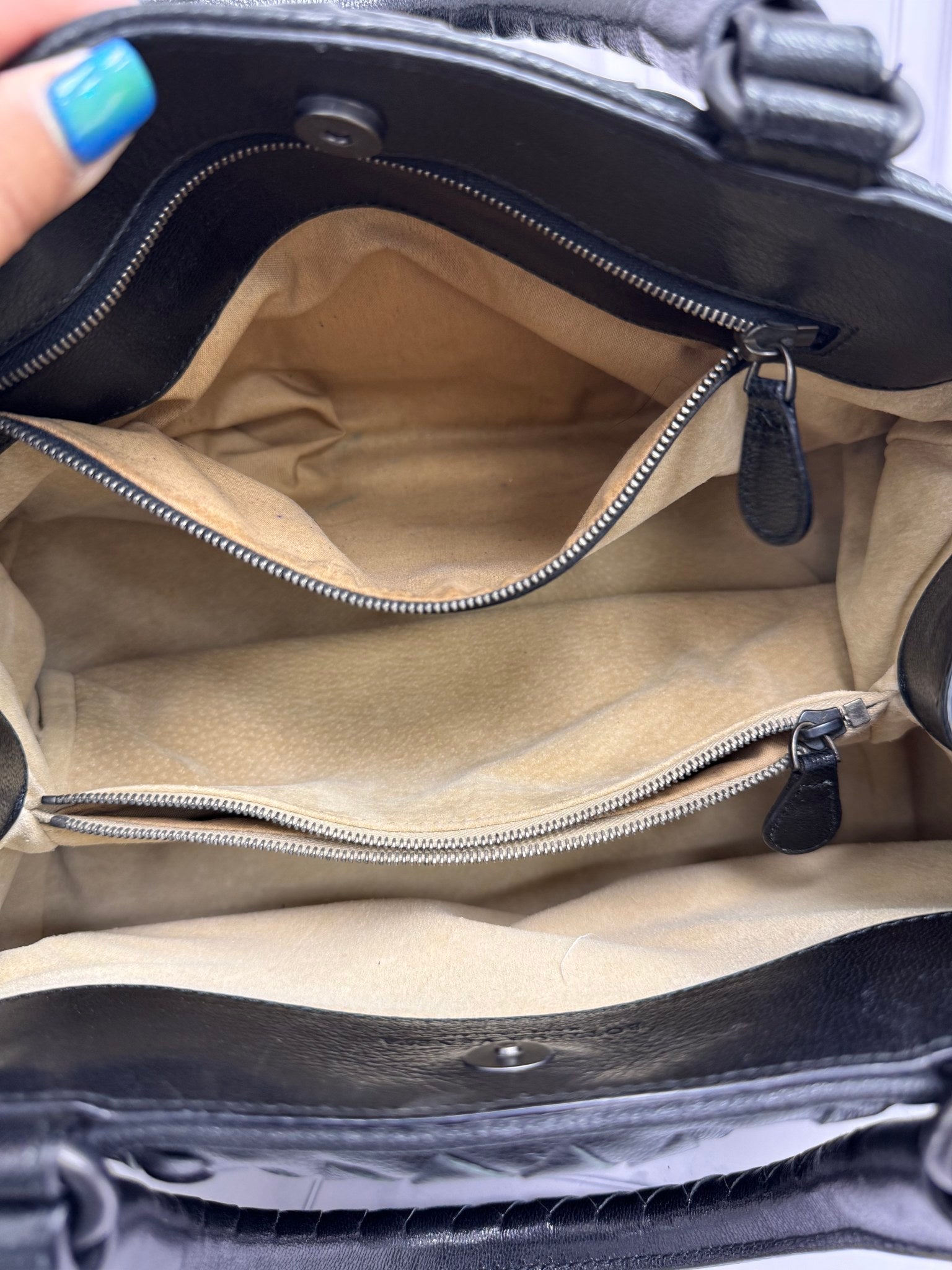 Bottega Veneta Black Intrecciato Leather Handbag