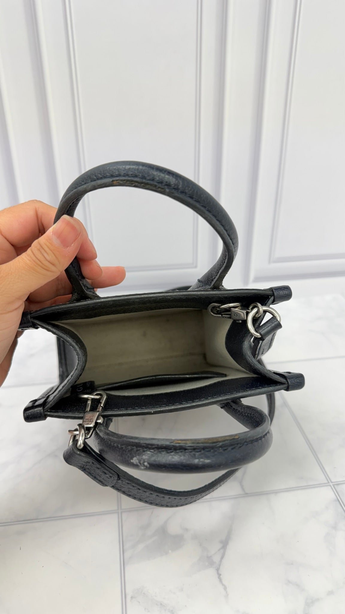 Gucci Navy Blue GG Supreme Tote Crossbody Bag 