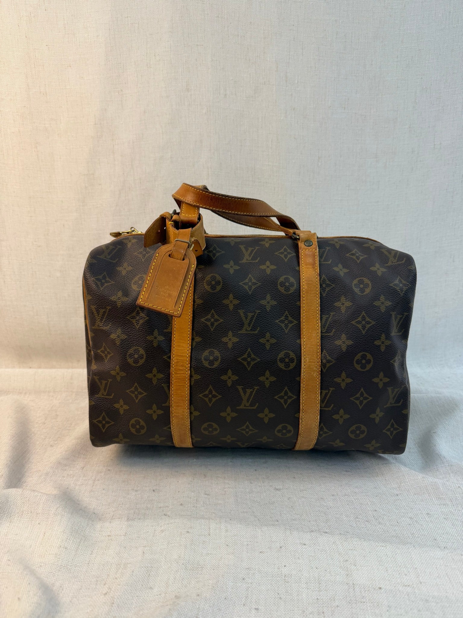 Louis Vuitton Monogram Sac Souple 35 Bag