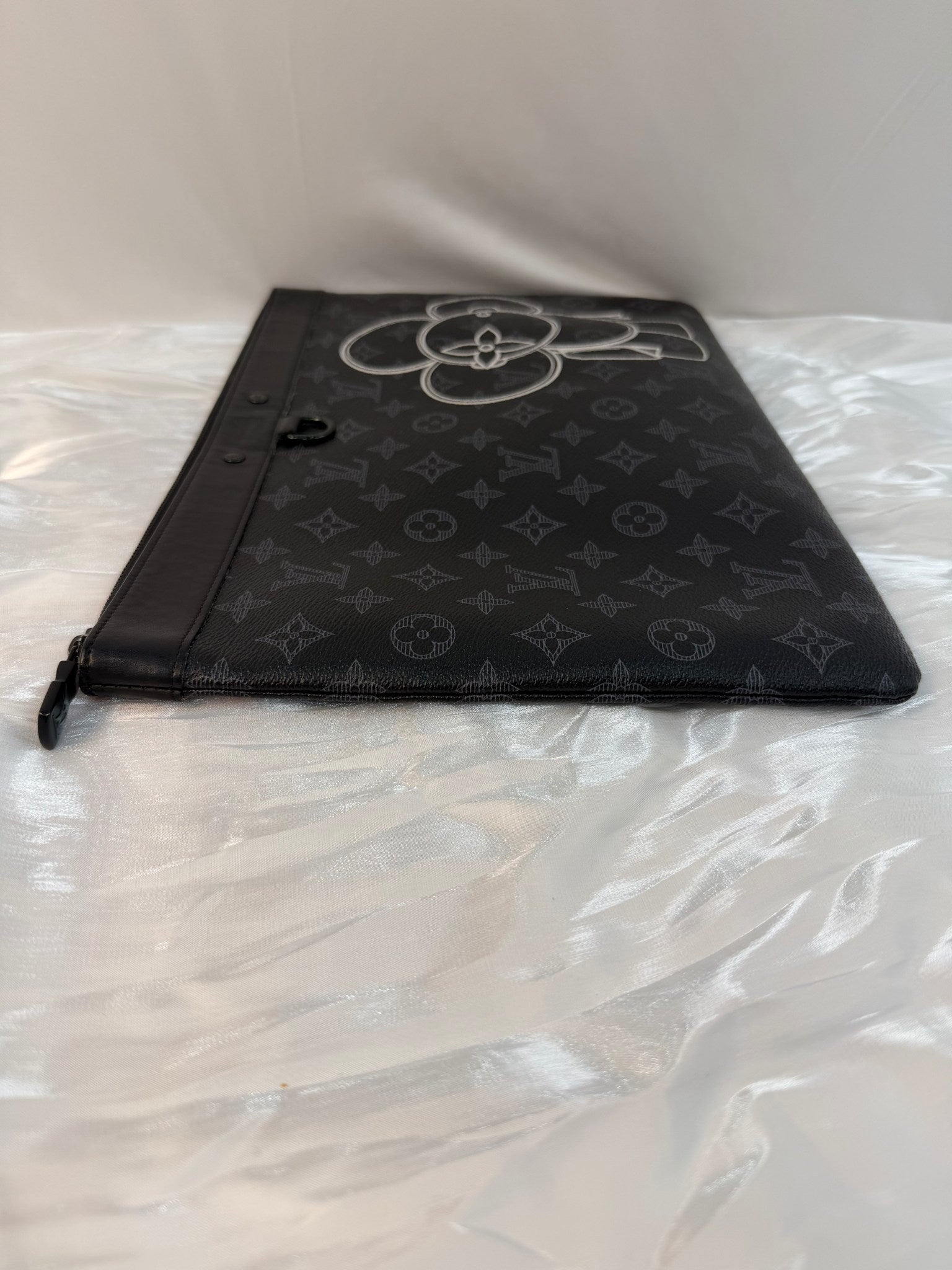 Louis Vuitton Monogram Eclipse Vivienne Apollo Pochette