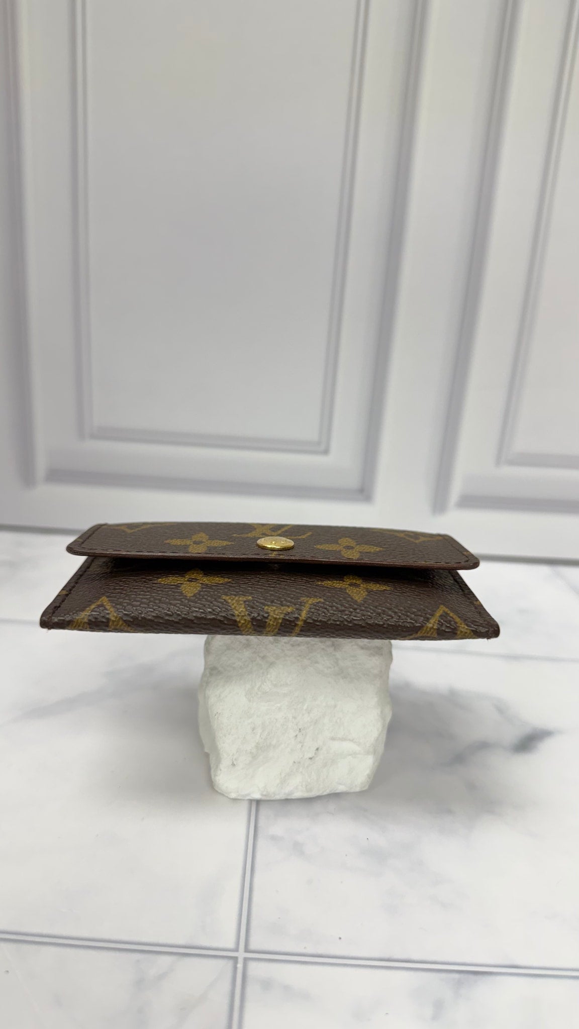 Louis Vuitton Monogram  Card Holder 