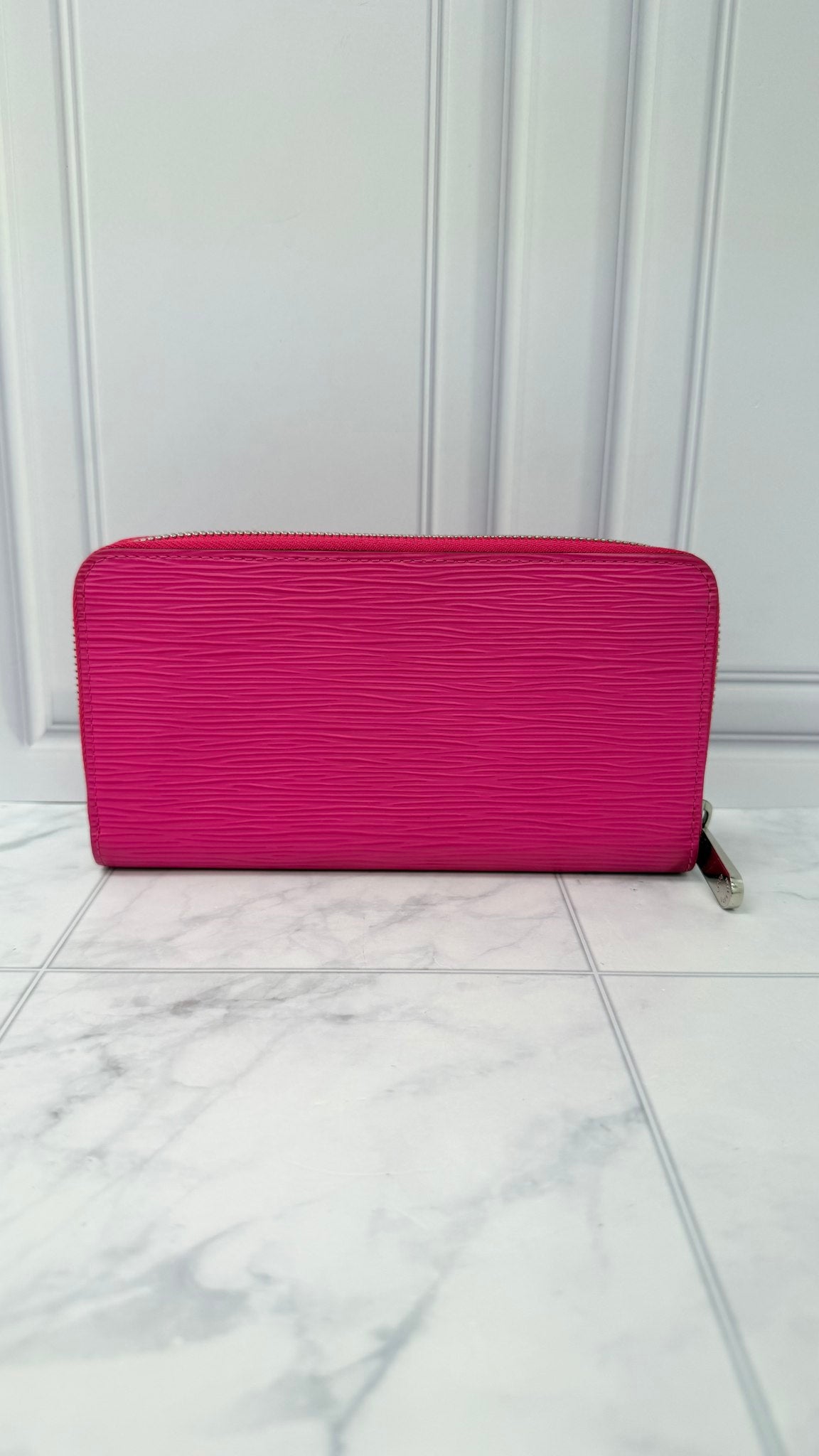 Louis Vuitton Hot Pink Epi Leather  Zippy Wallet 