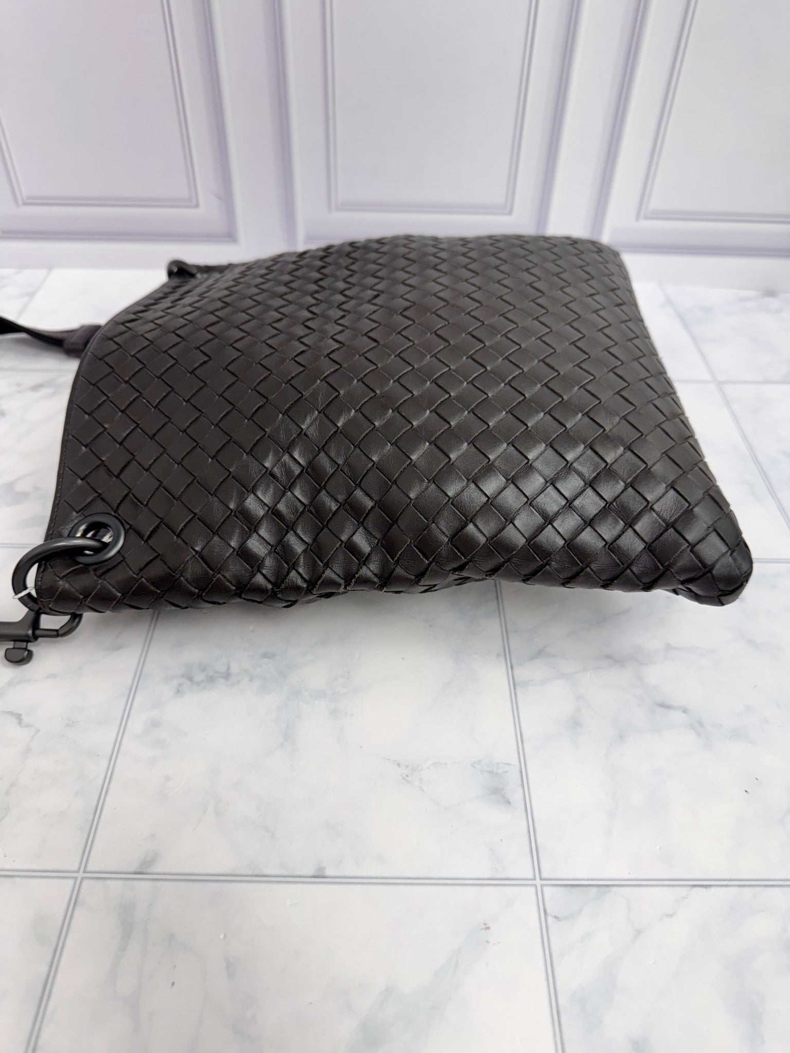 Bottega Veneta Dark Brown Intrecciato Leather Flat Messenger Crossbody Bag