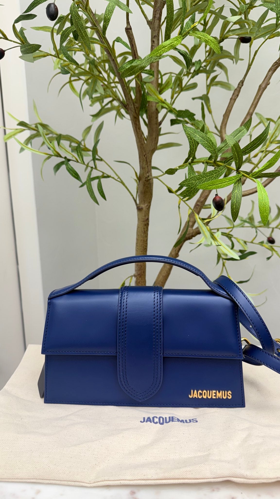 BRAND NEW - Jacquemus Navy Blue Leather Grande Bambino 2Way Handbag 