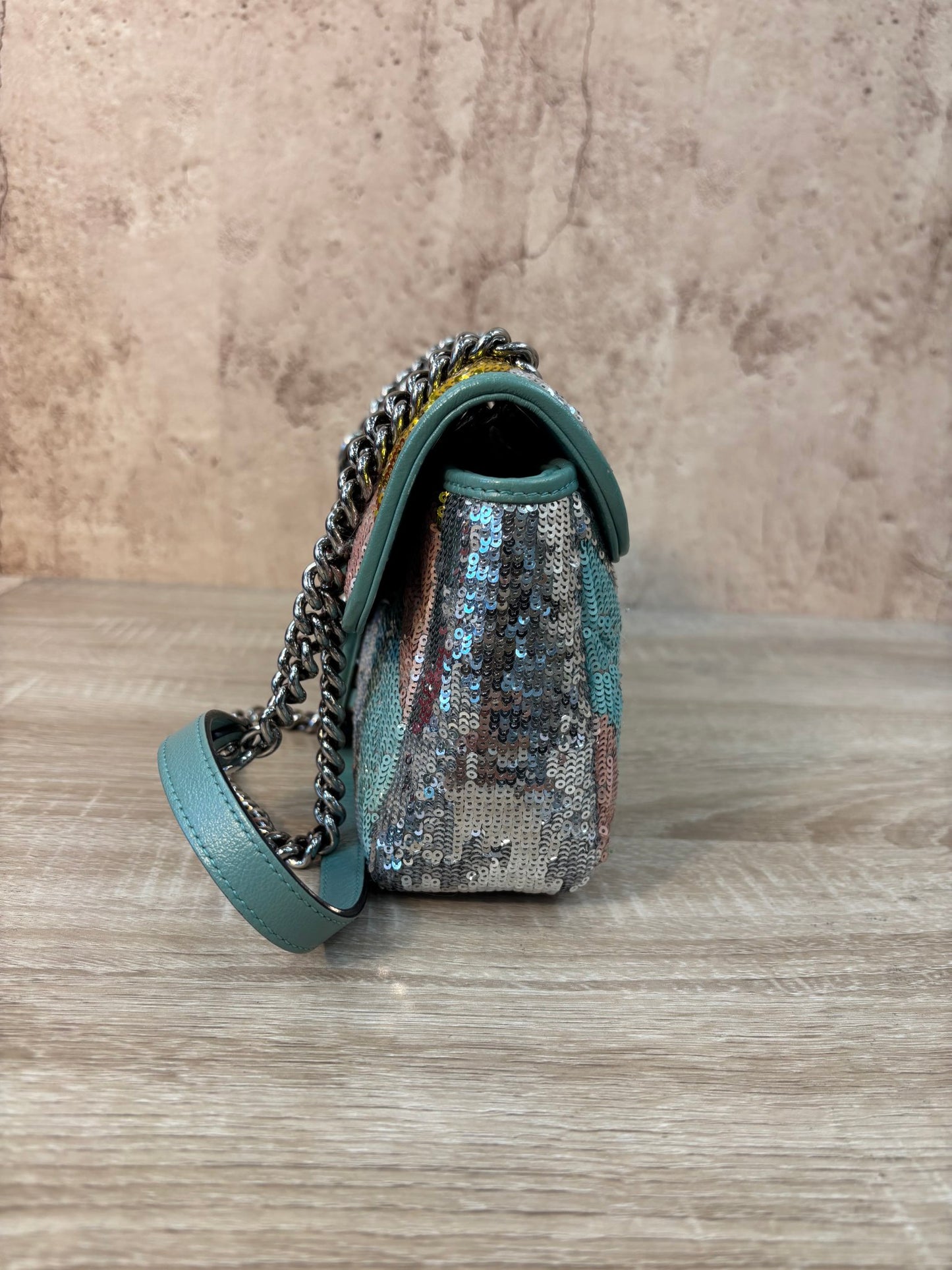 https://res.cloudinary.com/dyql5hig8/image/upload/v1758655654/uuy5b2jklnngjdli30dr.jpg