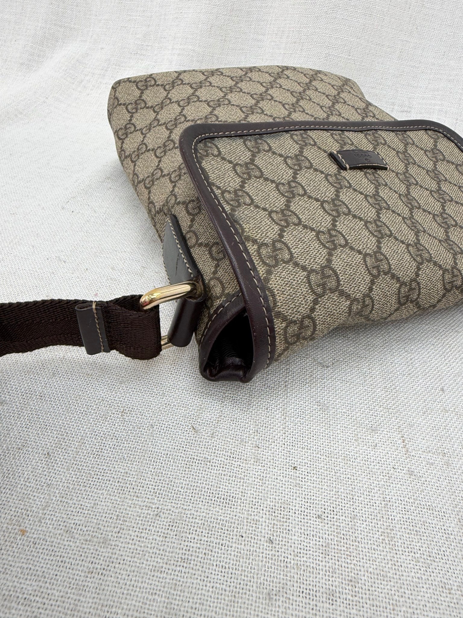 Gucci GG Supreme & Leather Canvas Crossbody Bag