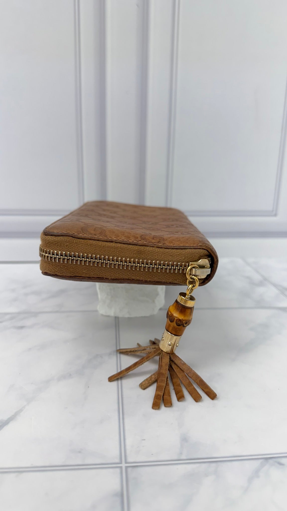 Gucci Brown Embossed GG Grained Leather Bamboo Zippy Wallet 
