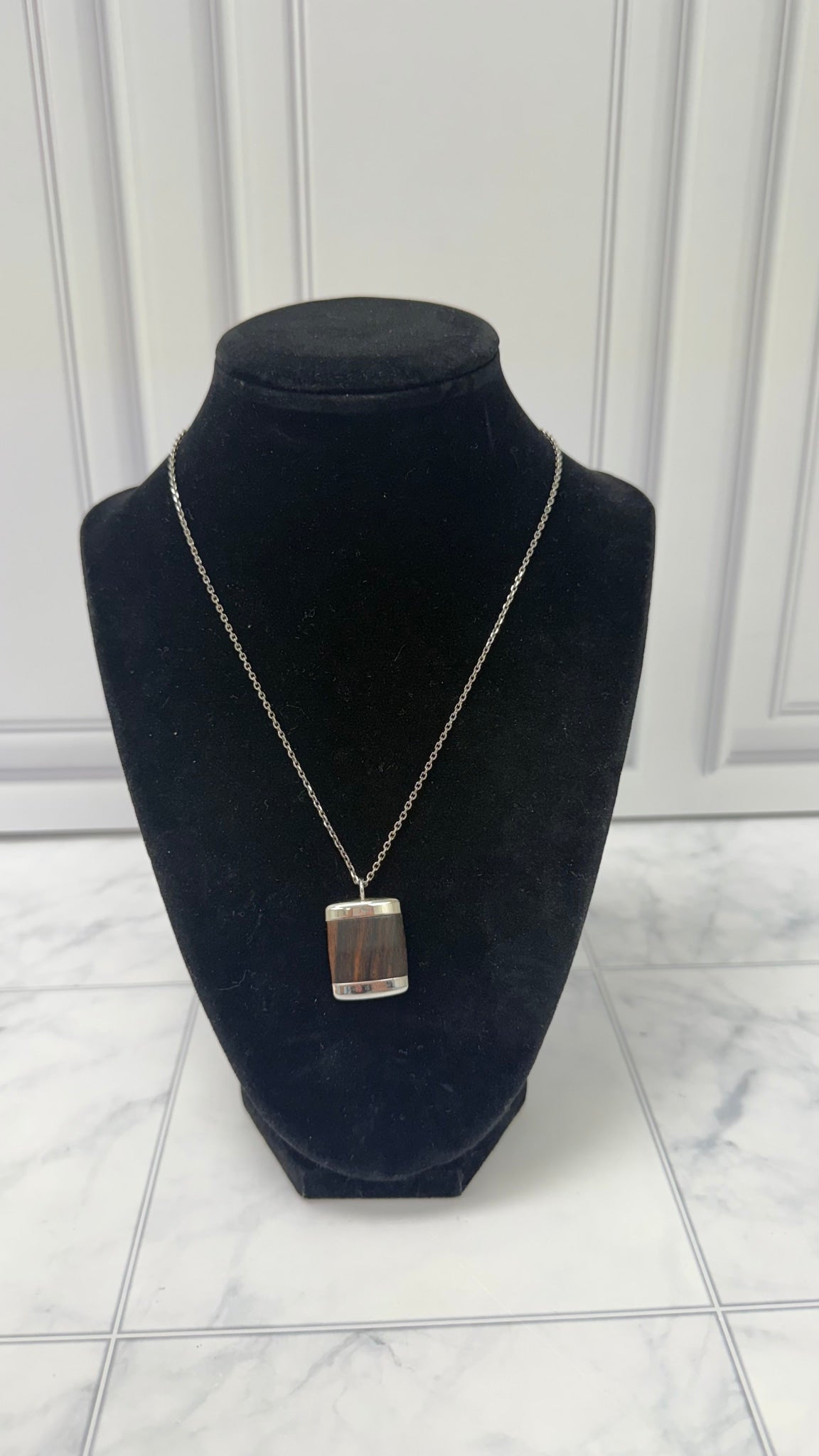 Louis Vuitton Wood And Silver Pandantif Bois Necklace 