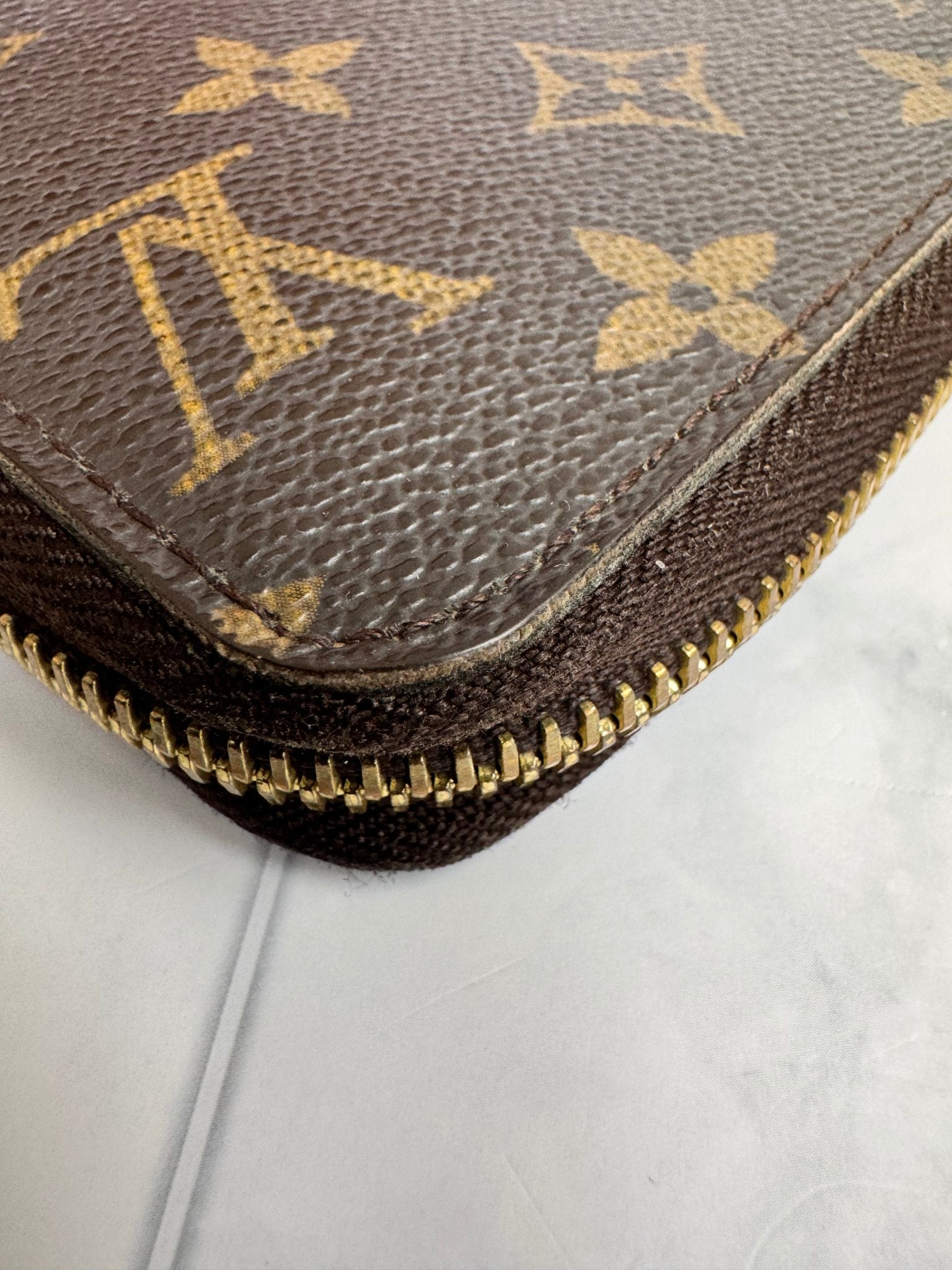 Louis Vuitton Monogram Long Zippy Wallet