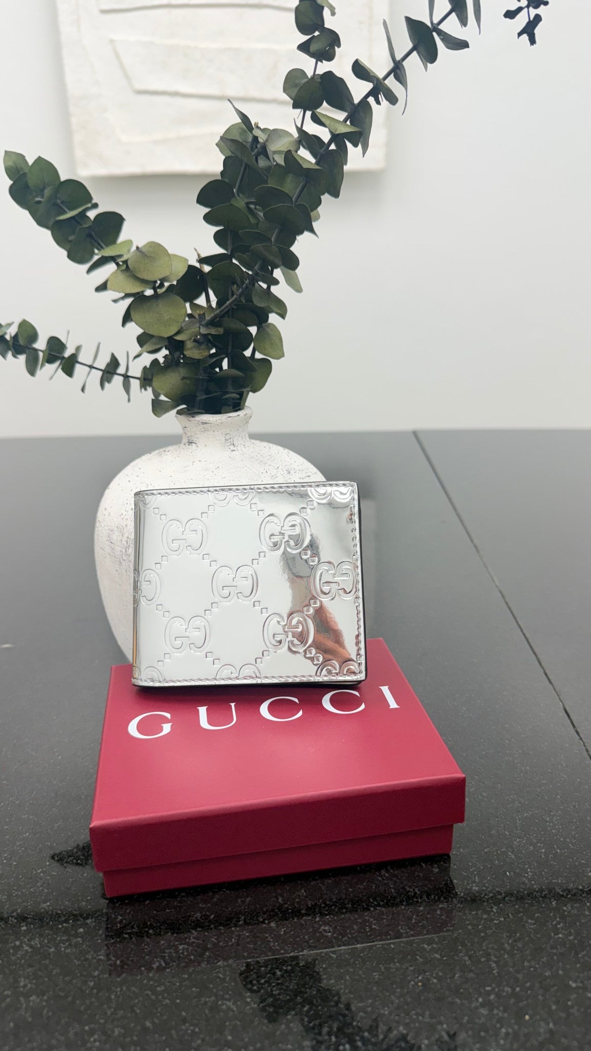 BRAND NEW - Gucci Silver Mirror Effect Leather  Bifold Wallet 