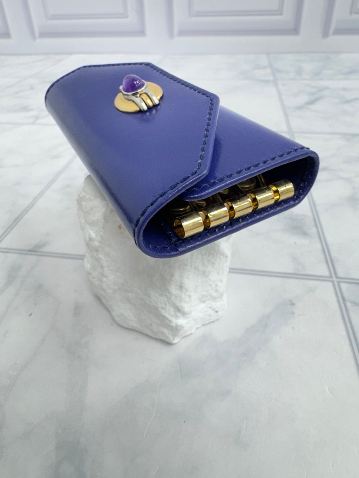 LIKE NEW - Gucci Purple Leather 4 Key Case