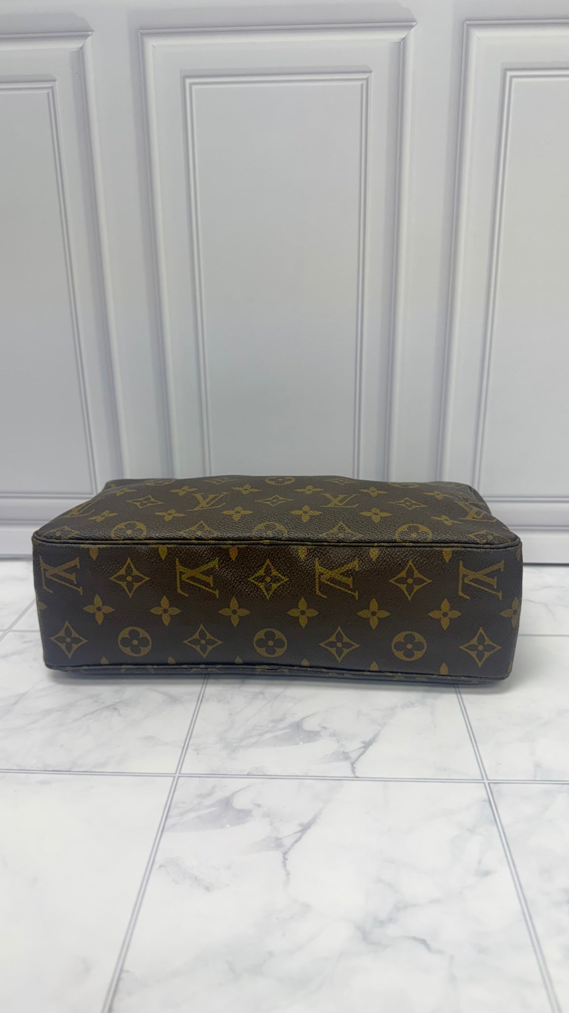 Louis Vuitton Monogram Trousse Toilette 28 Travel Case 