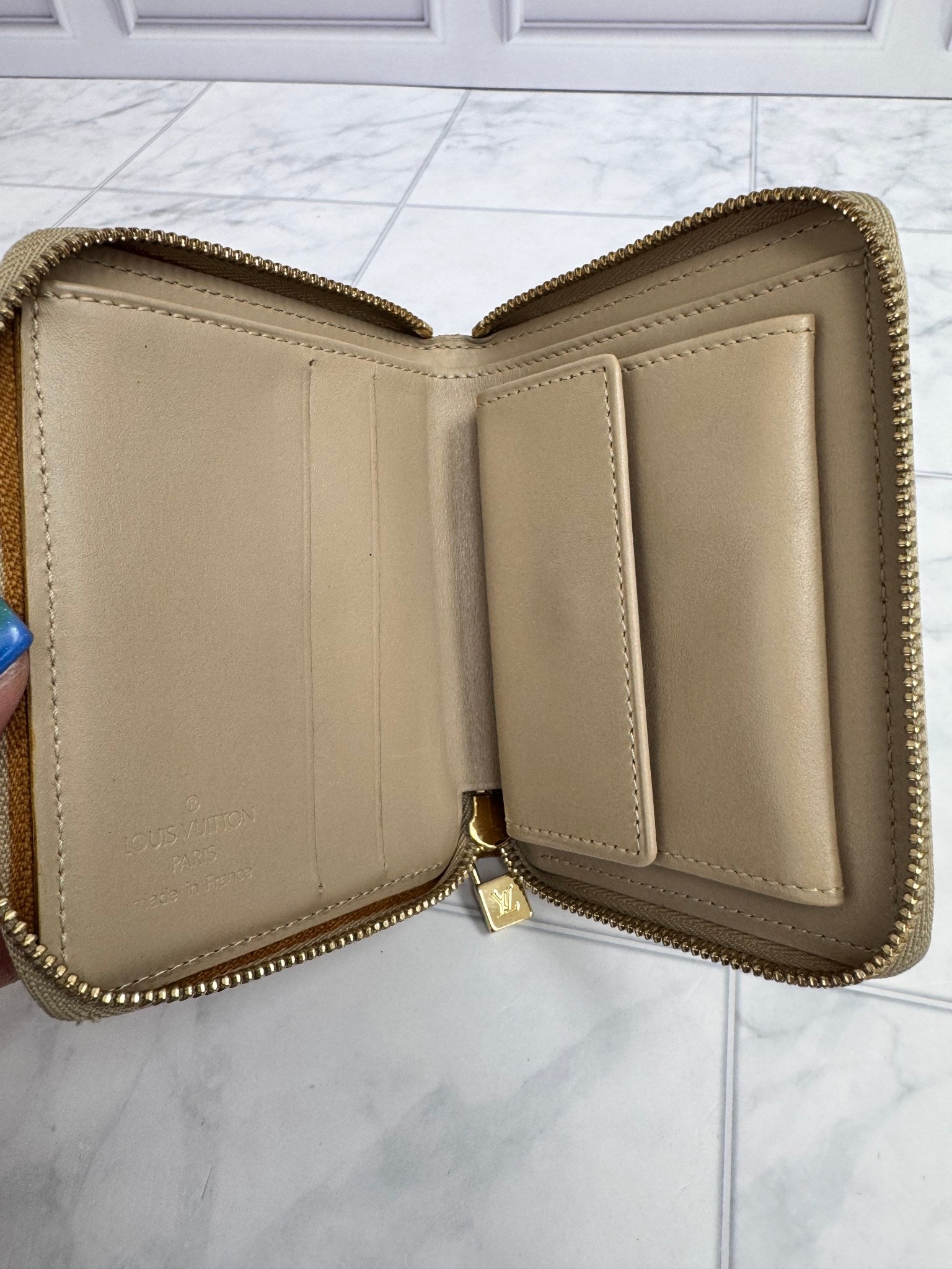 Louis Vuitton Yellow Monogram Vernis Zippy Coin Purse