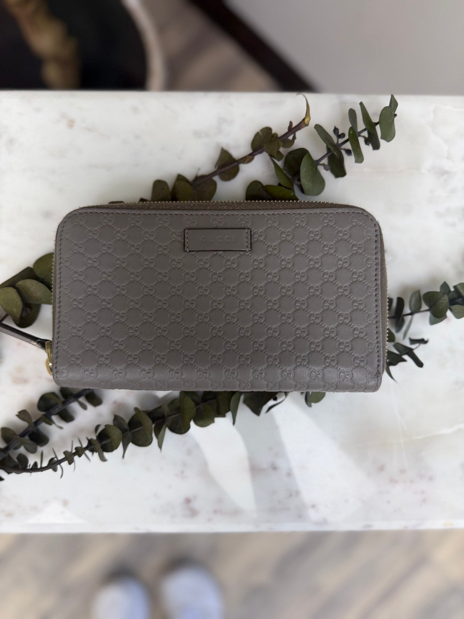 Gucci Gray Leather Microguccissima Zippy Wallet