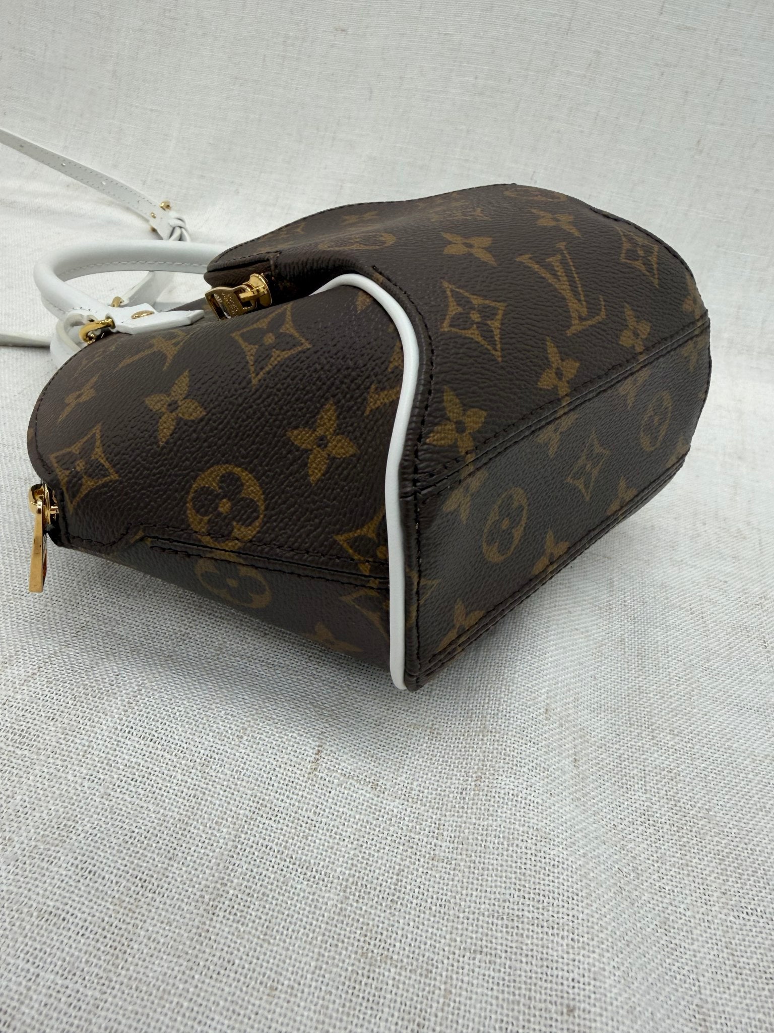 Louis Vuitton Monogram LV Match Elipse BB 