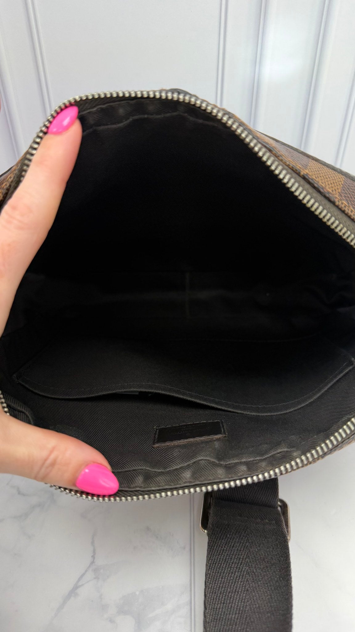 Louis Vuitton Damier Ebene & Black Jack Messenger Bag