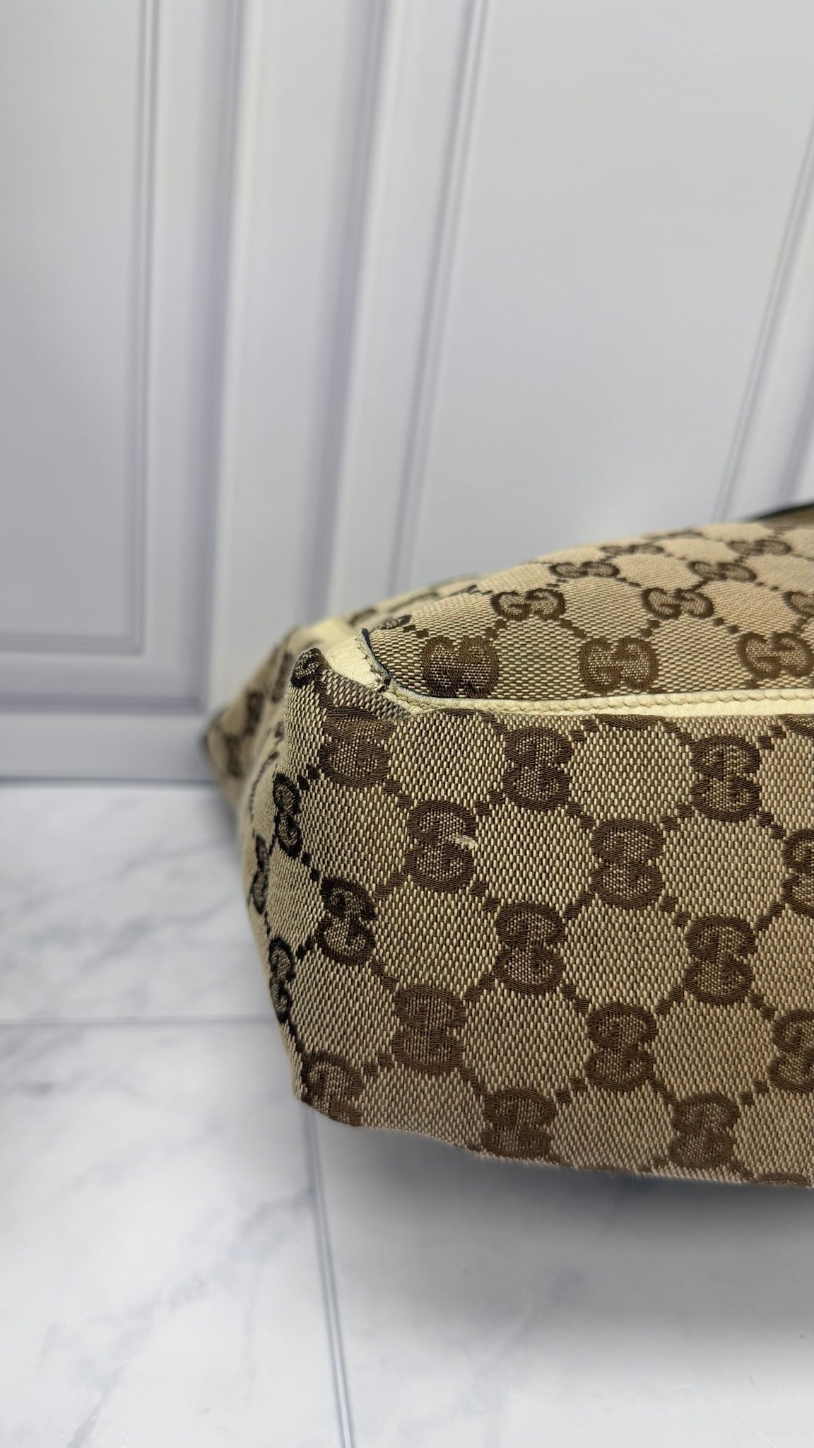 Gucci GG Supreme Canvas Tote Bag