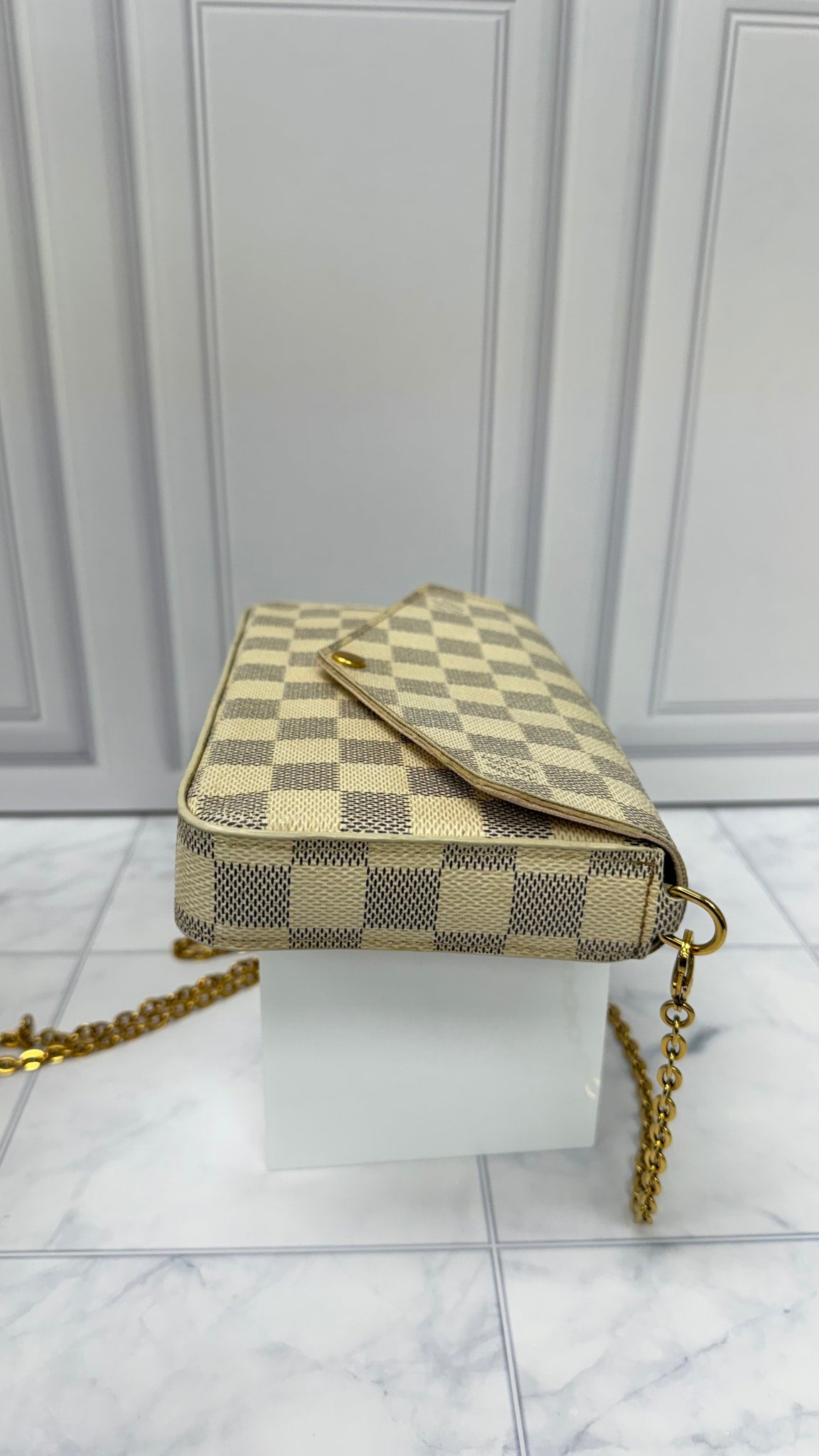 Louis Vuitton Damier Azur Pochette Felicie Crossbody Bag